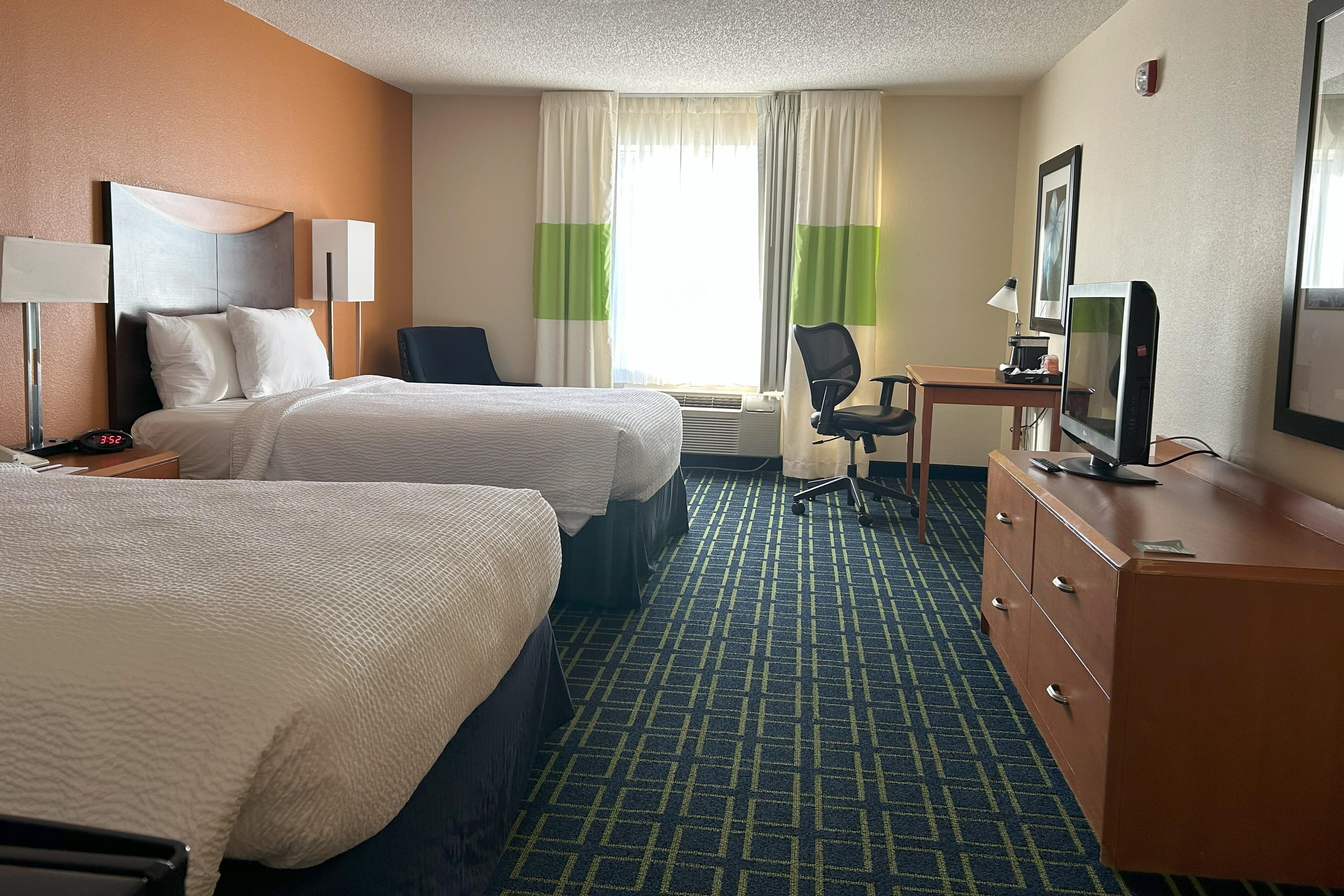Country Inn & Suites by Radisson, Fayetteville I-95, NC — 6