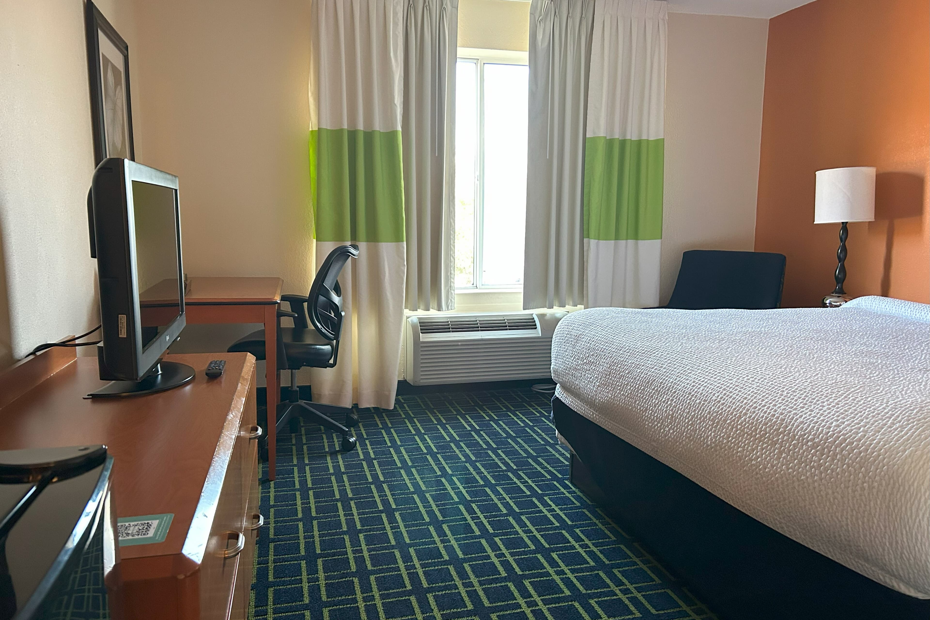 Country Inn & Suites by Radisson, Fayetteville I-95, NC — 20
