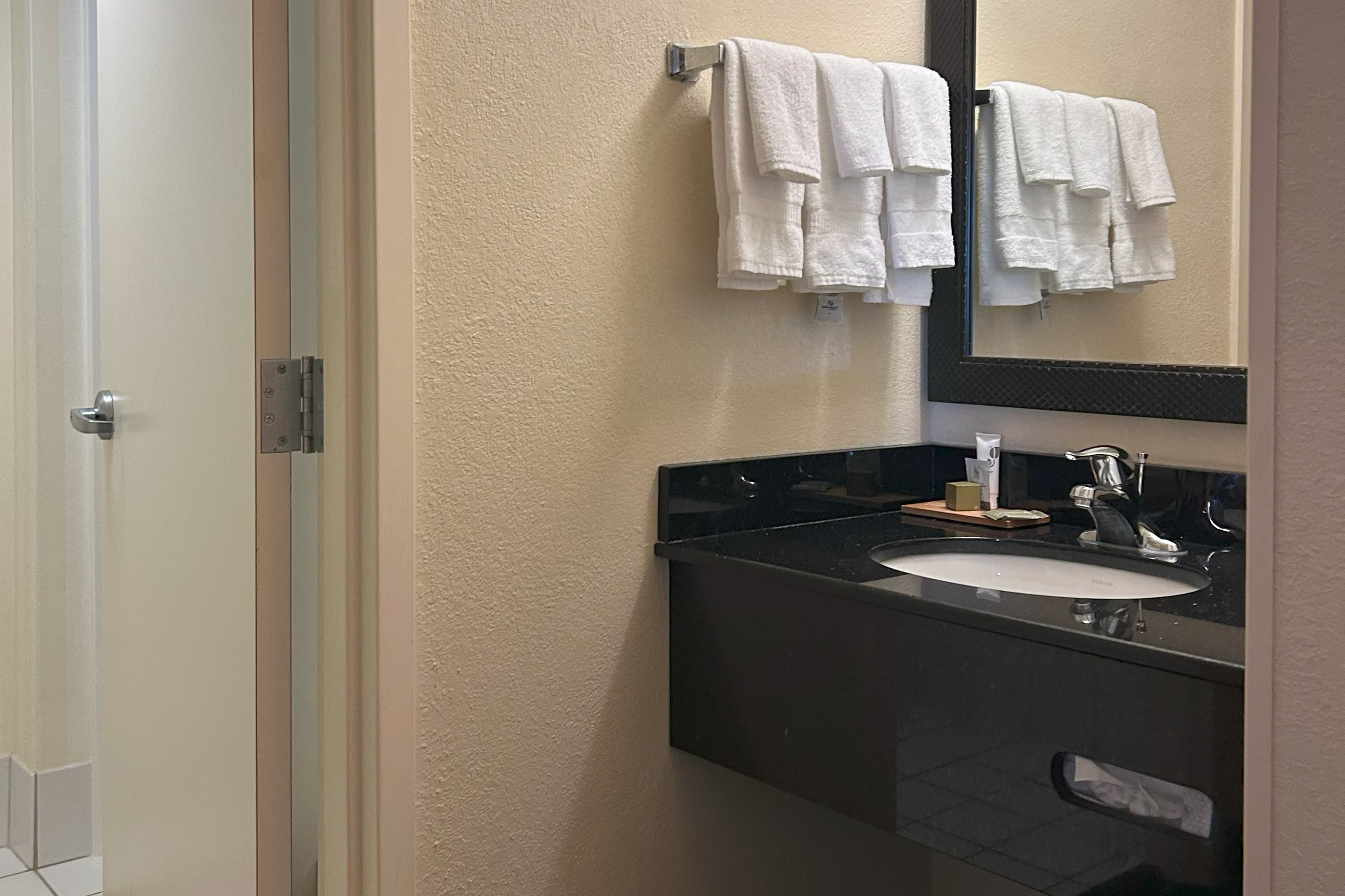 Country Inn & Suites by Radisson, Fayetteville I-95, NC — 25