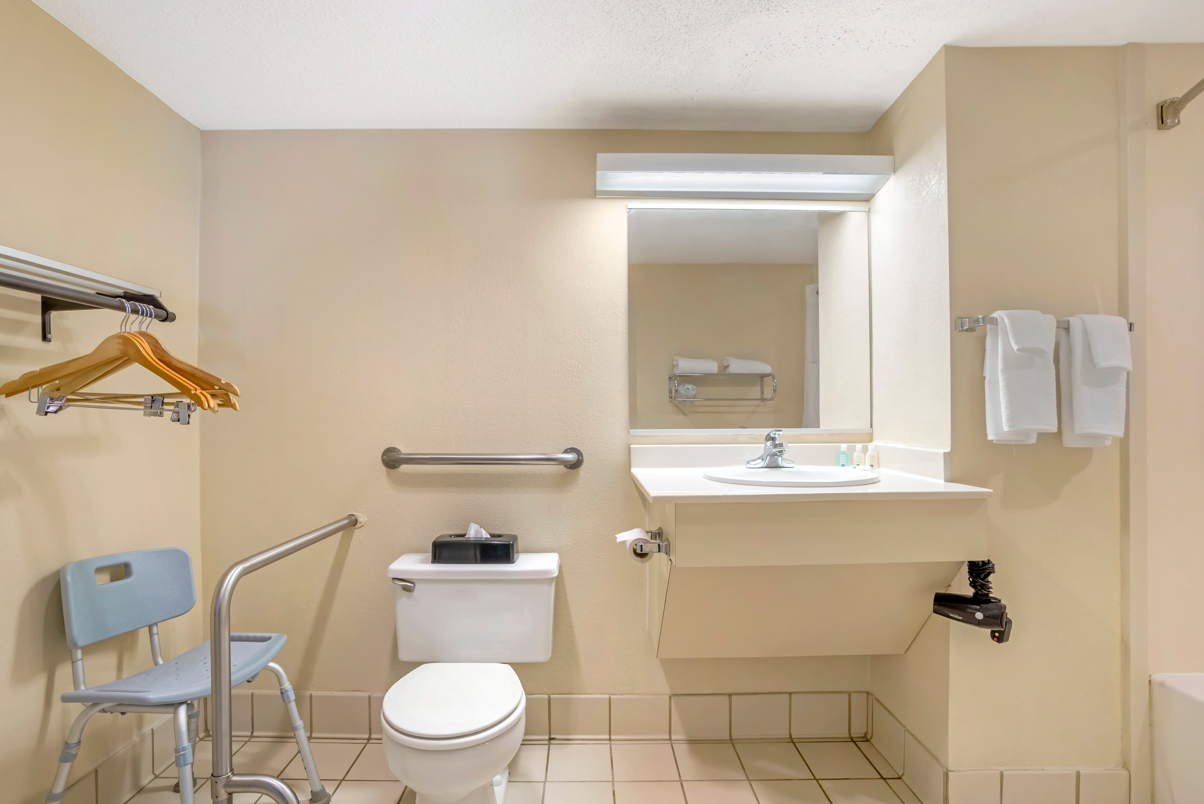 Quality Inn near Speedway — 8