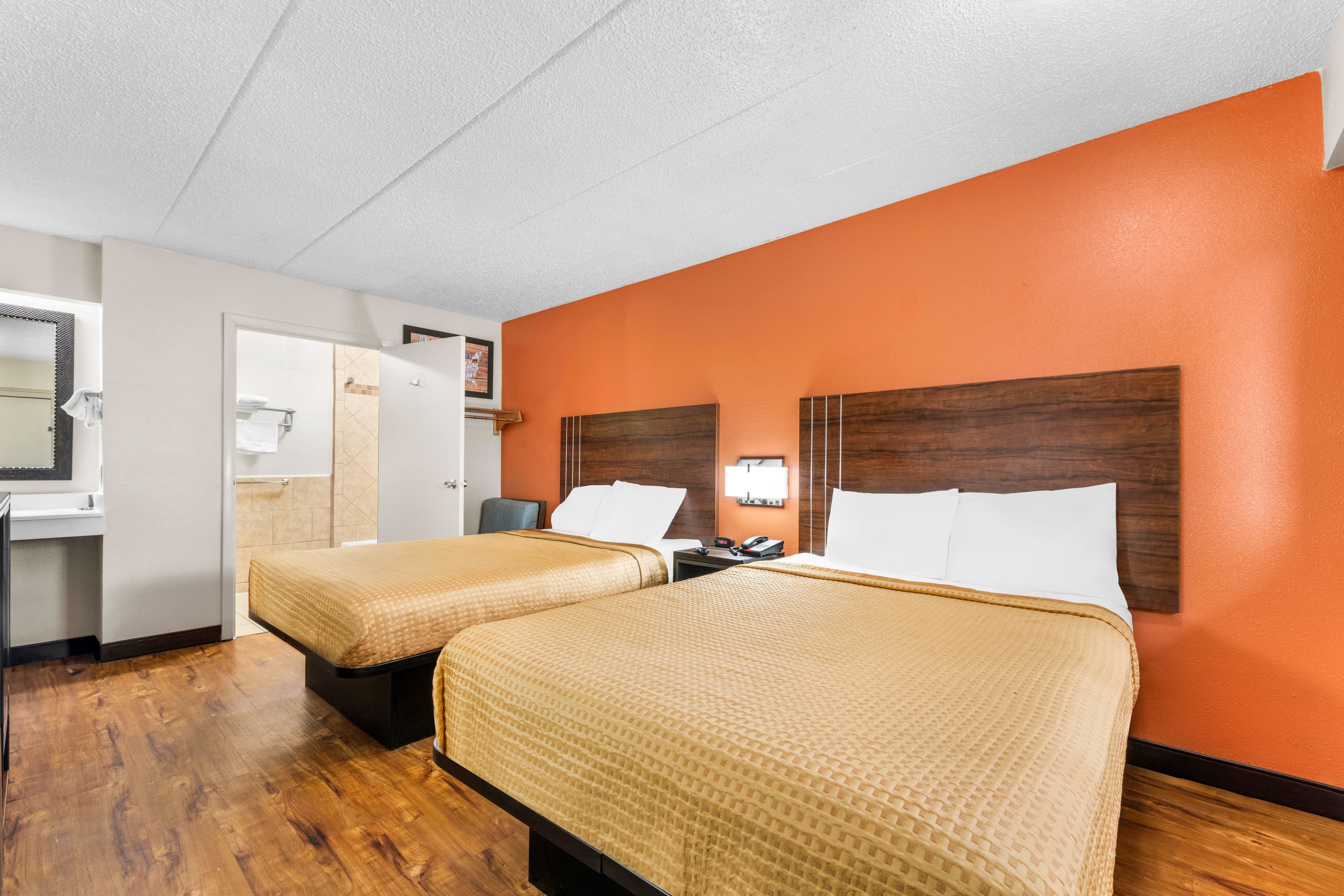 Econo Lodge Charlotte Airport — 19