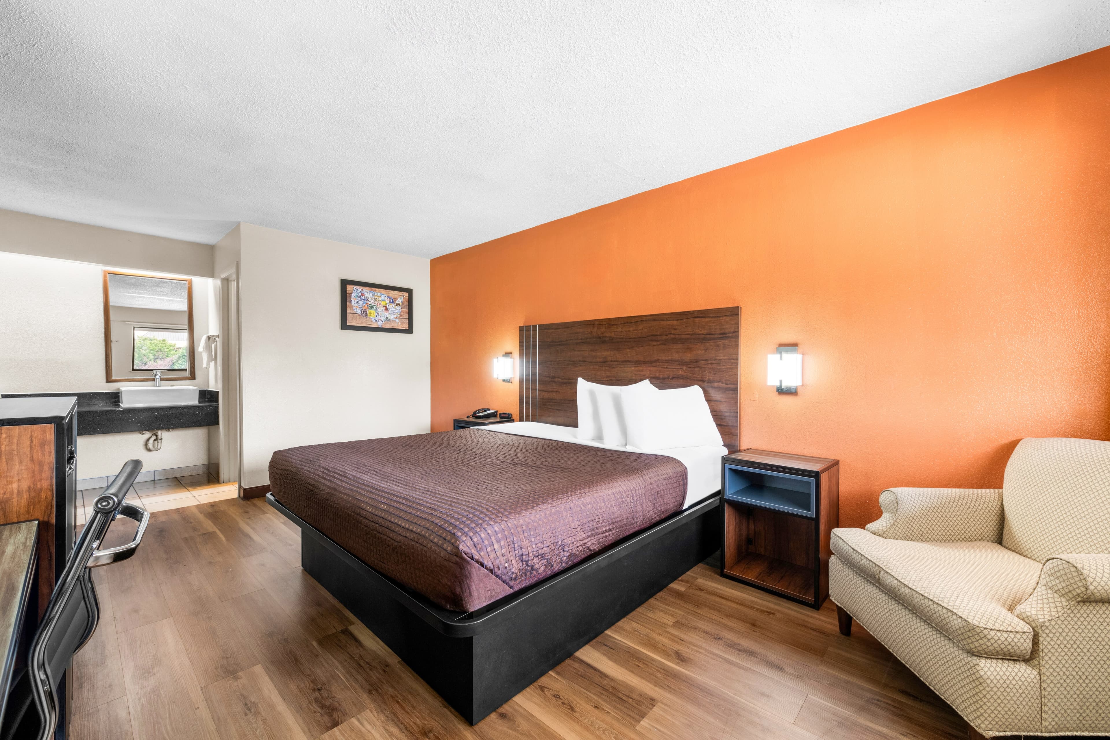 Econo Lodge Charlotte Airport — 32