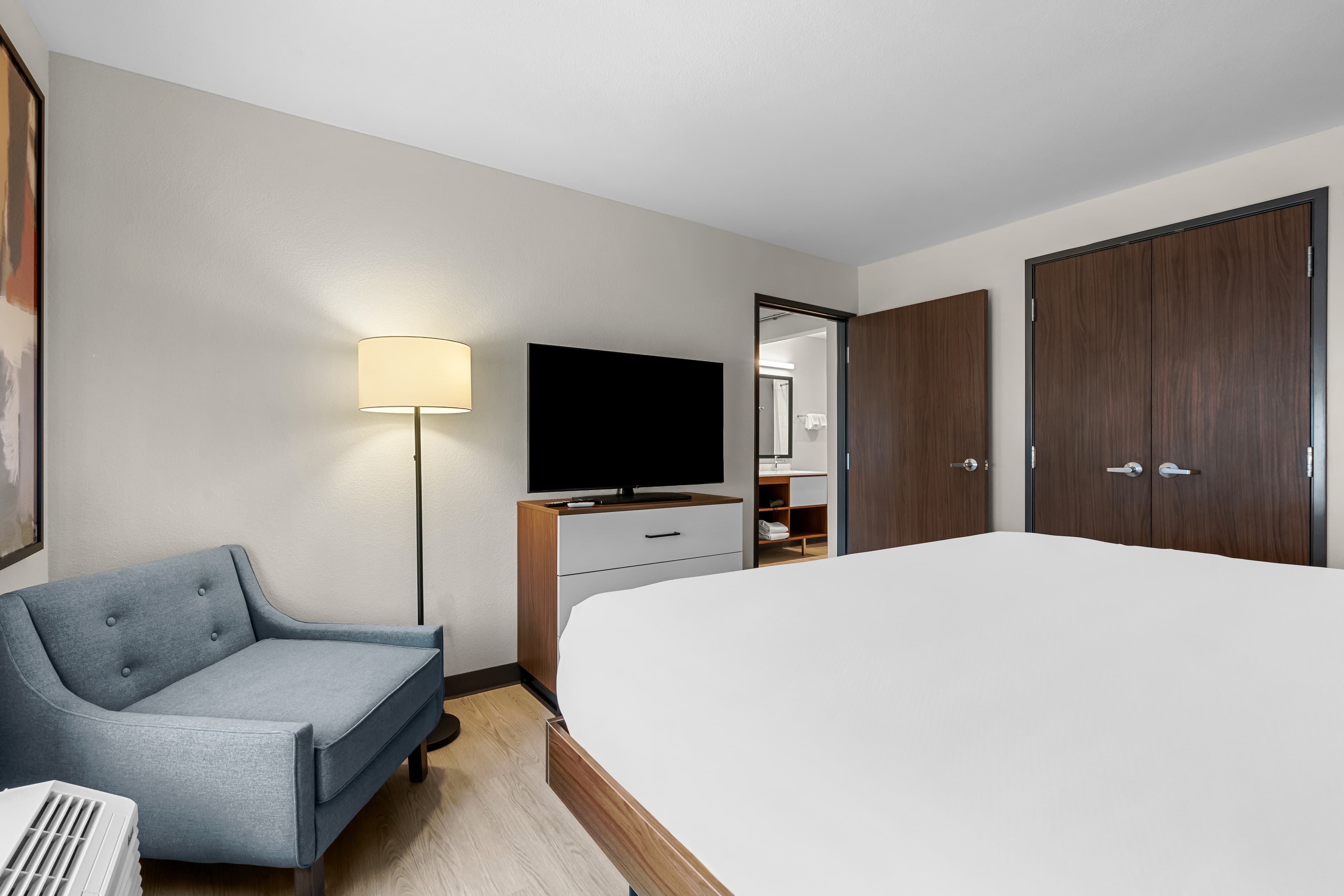 Everhome Suites Fayetteville near Fort Bragg — 29