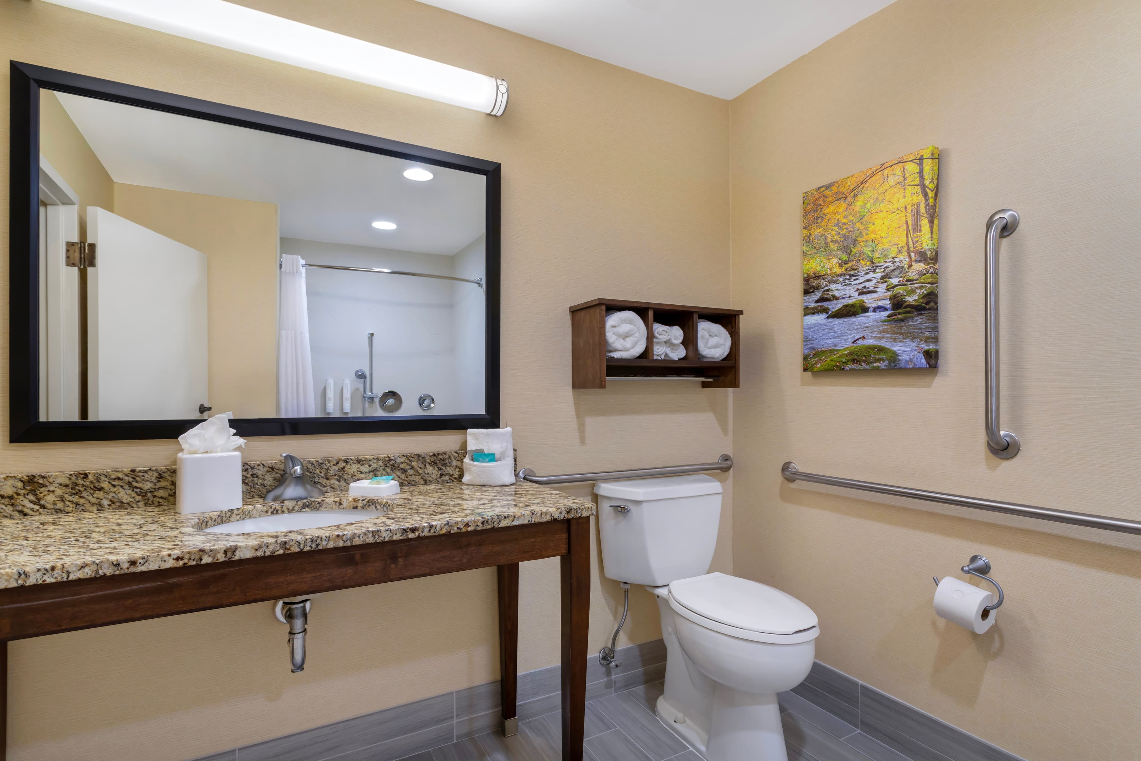 Clarion Pointe Cherokee — 9