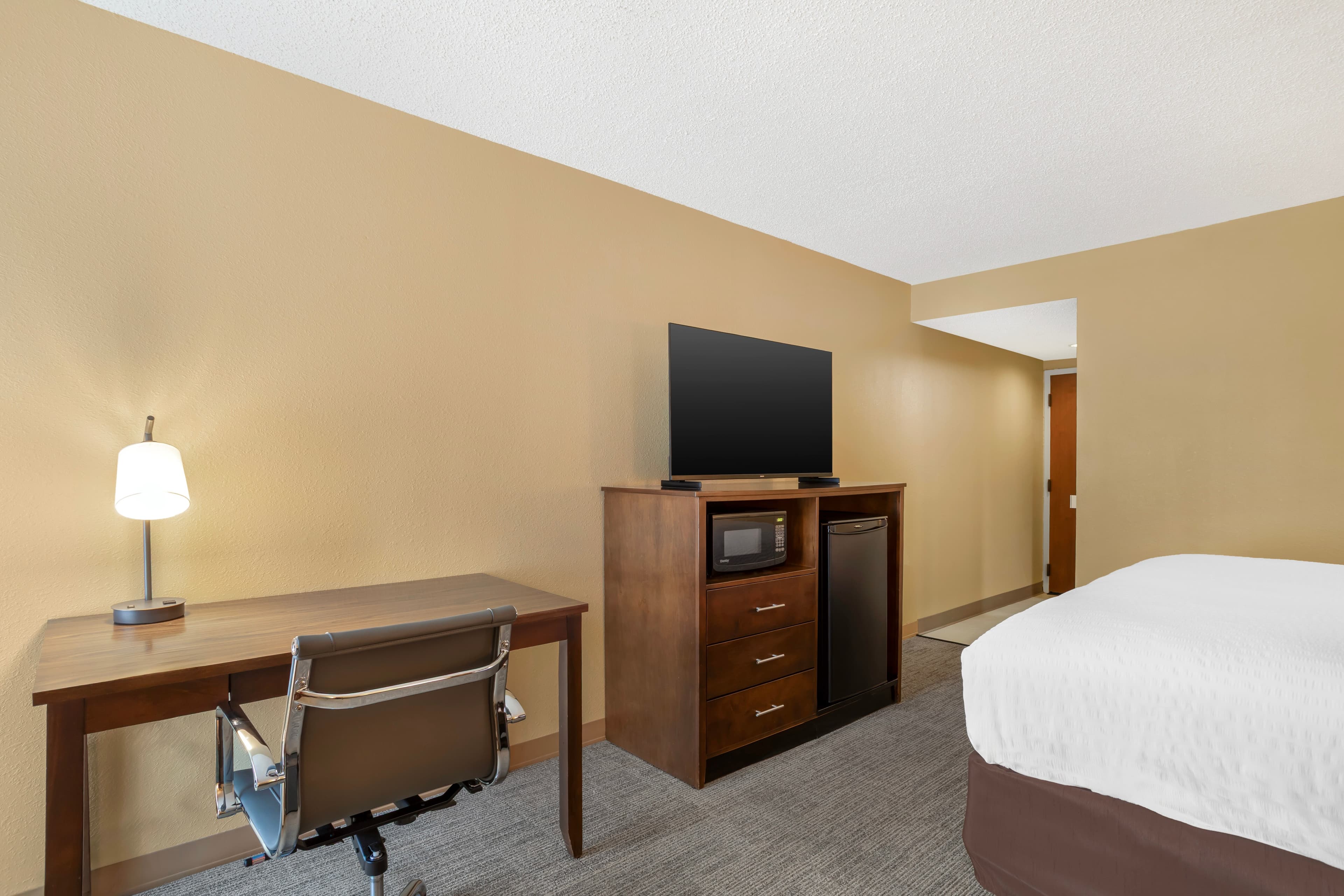 Clarion Pointe Cherokee — 12