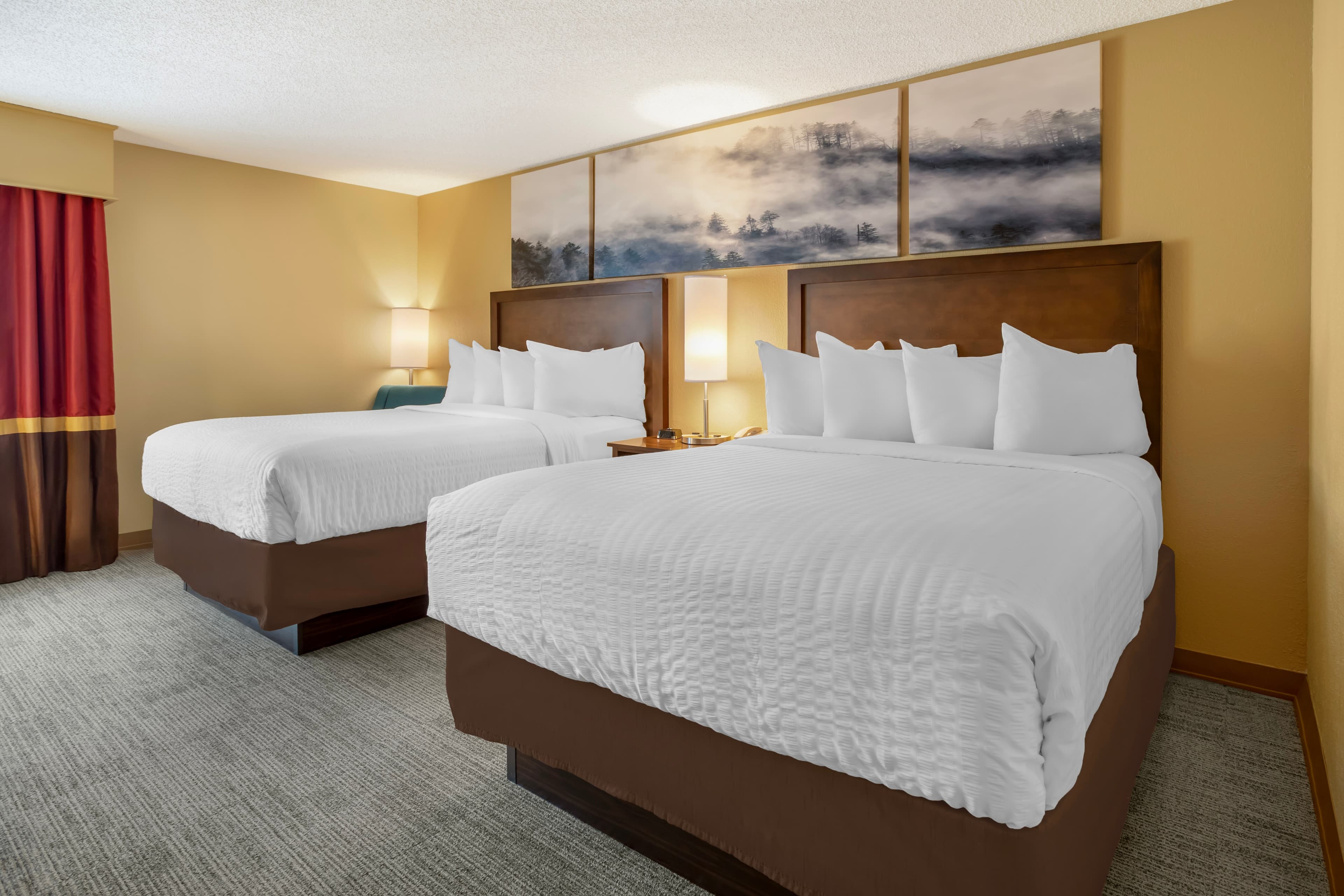 Clarion Pointe Cherokee — 15