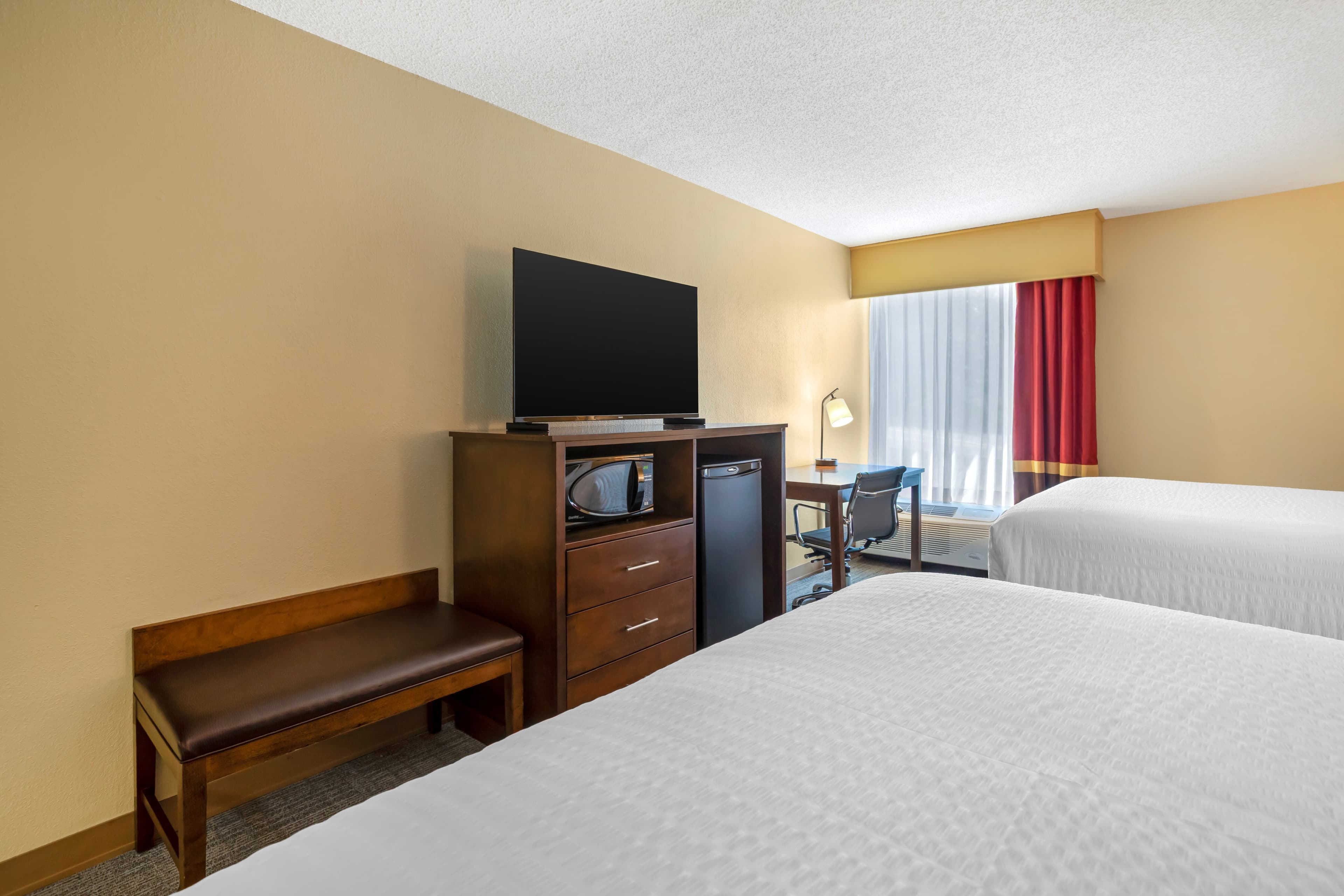 Clarion Pointe Cherokee — 17