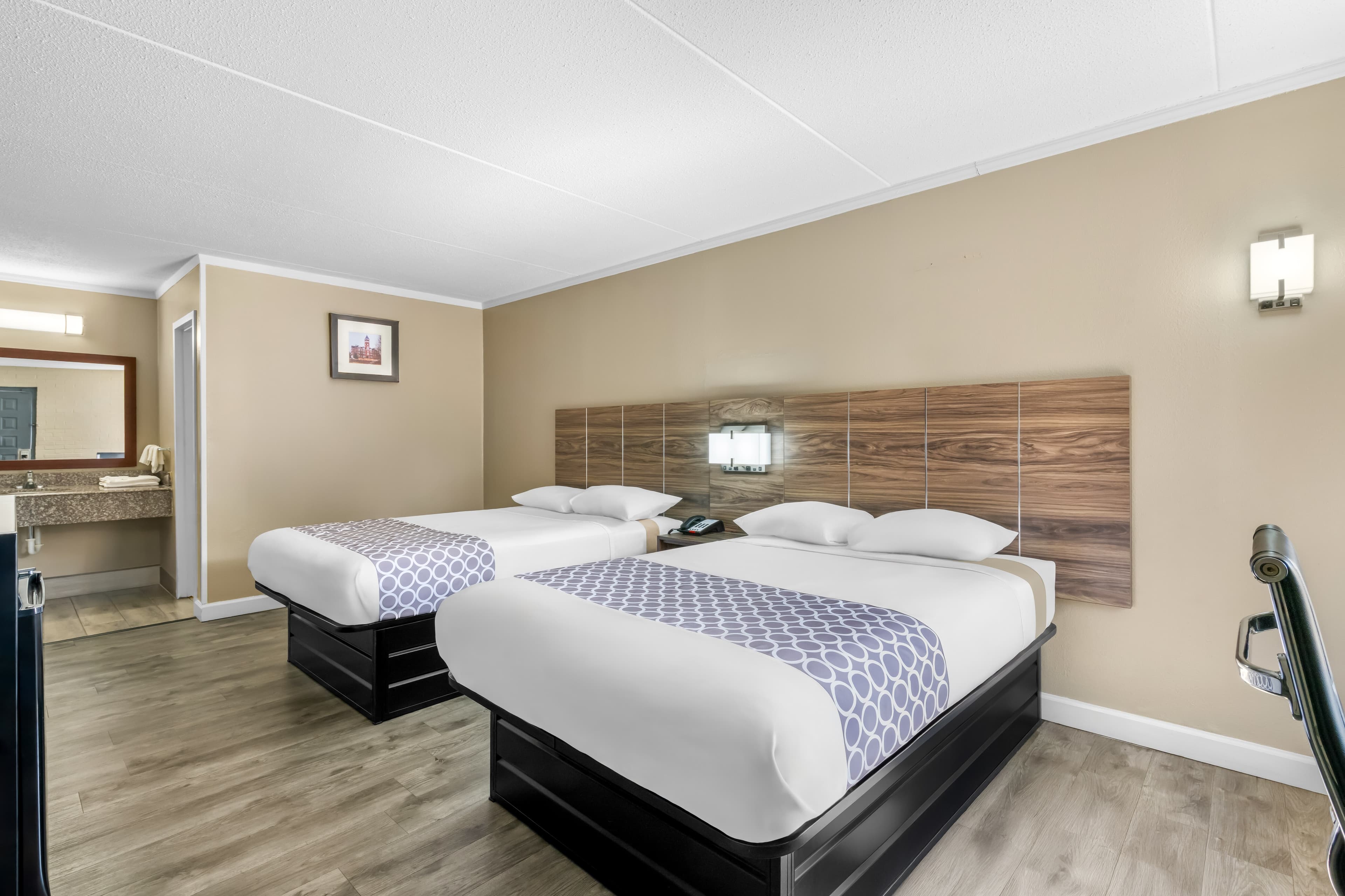 Rodeway Inn Charlotte South - Image 2