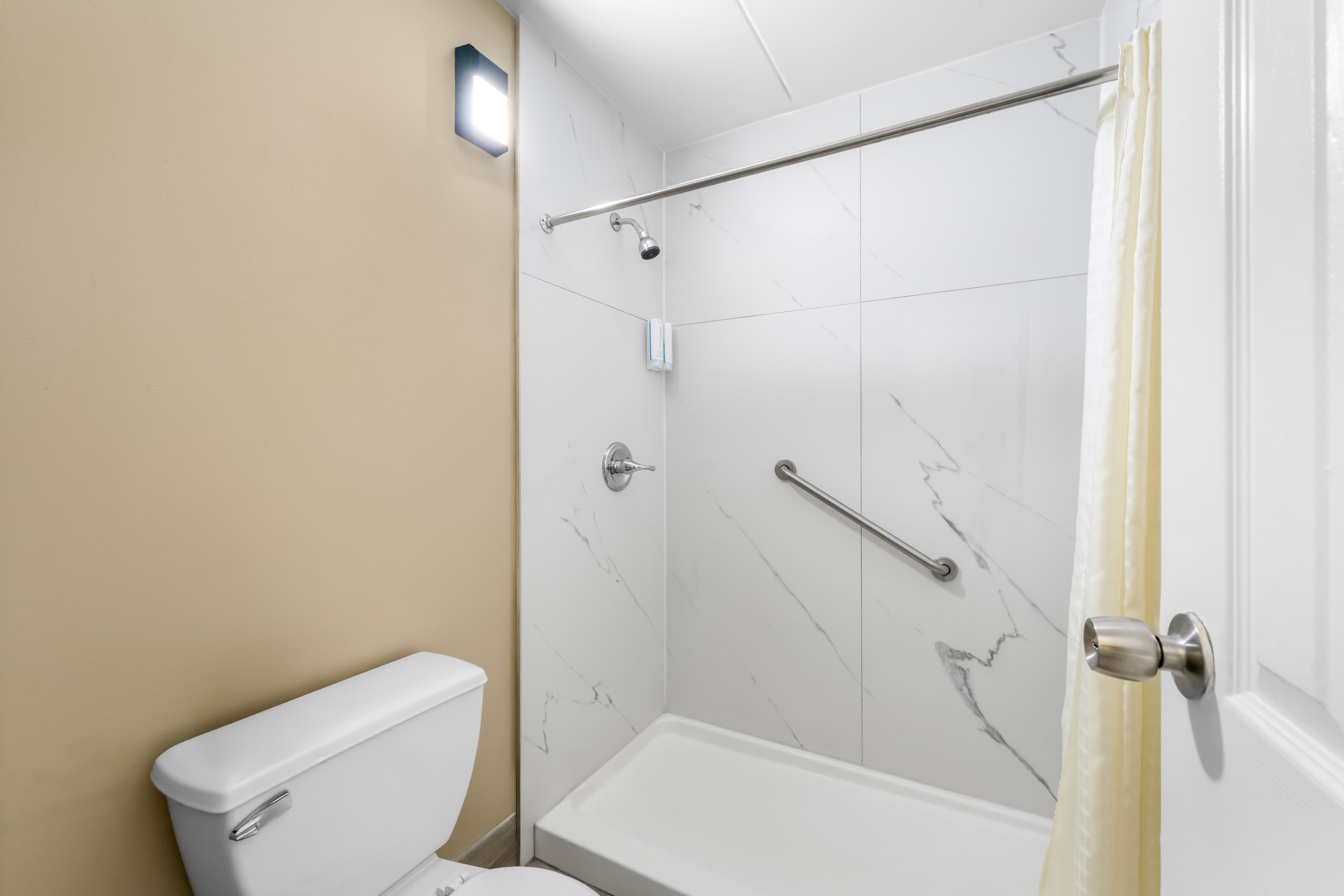 Rodeway Inn Charlotte South — 10