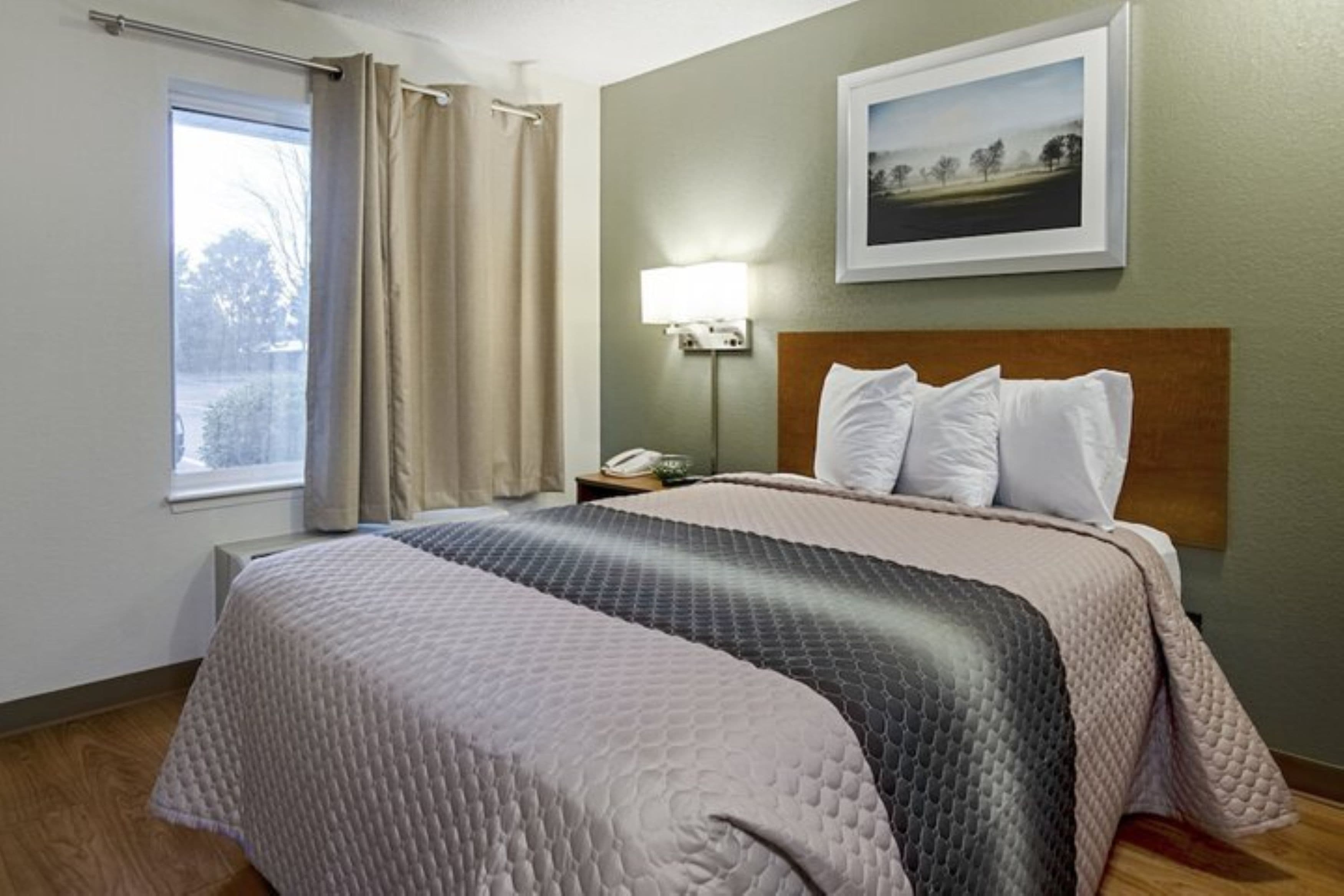 Suburban Studios Winston Salem-University Parkway — 7