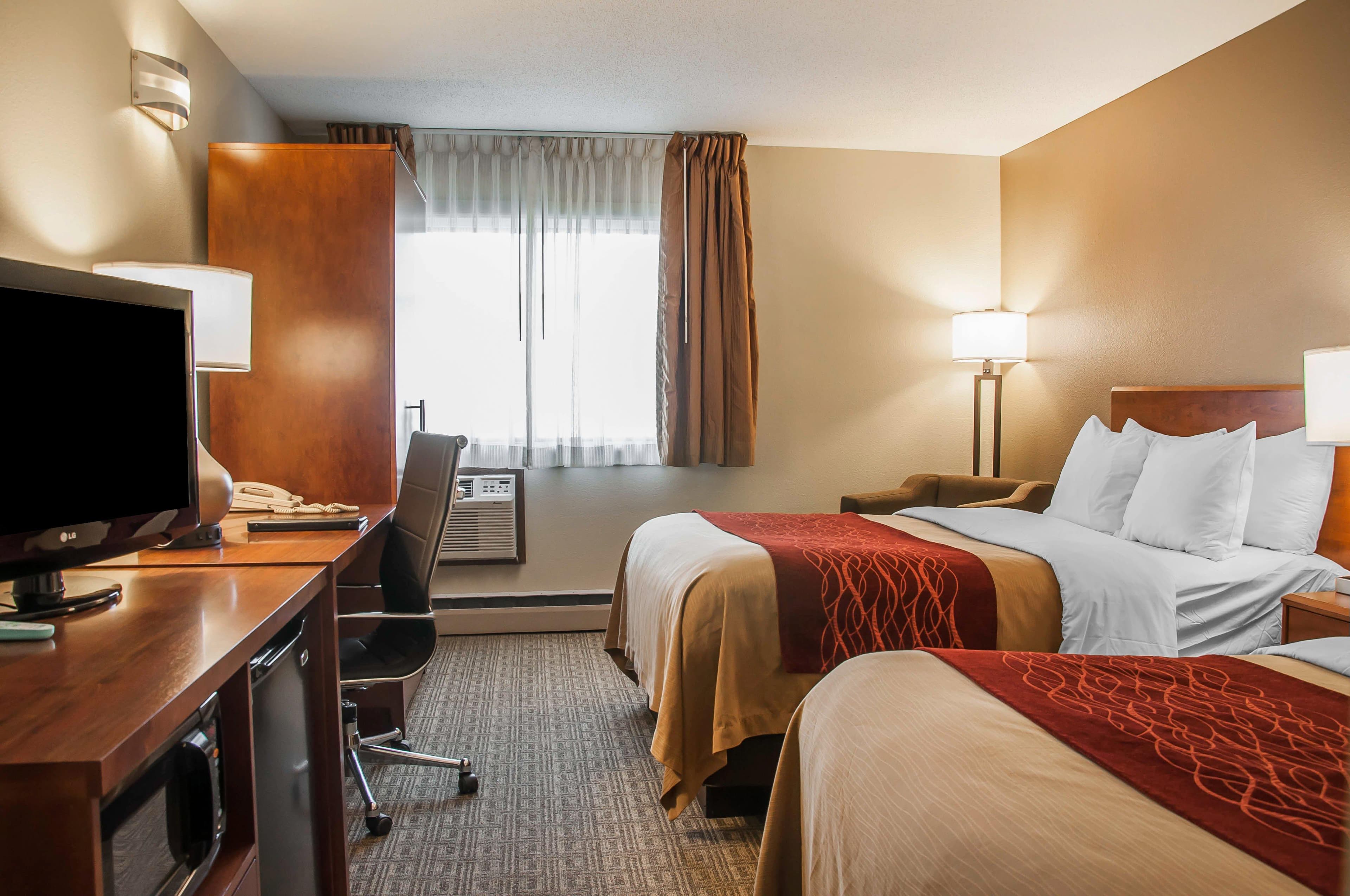 Comfort Inn Dickinson - Image 1