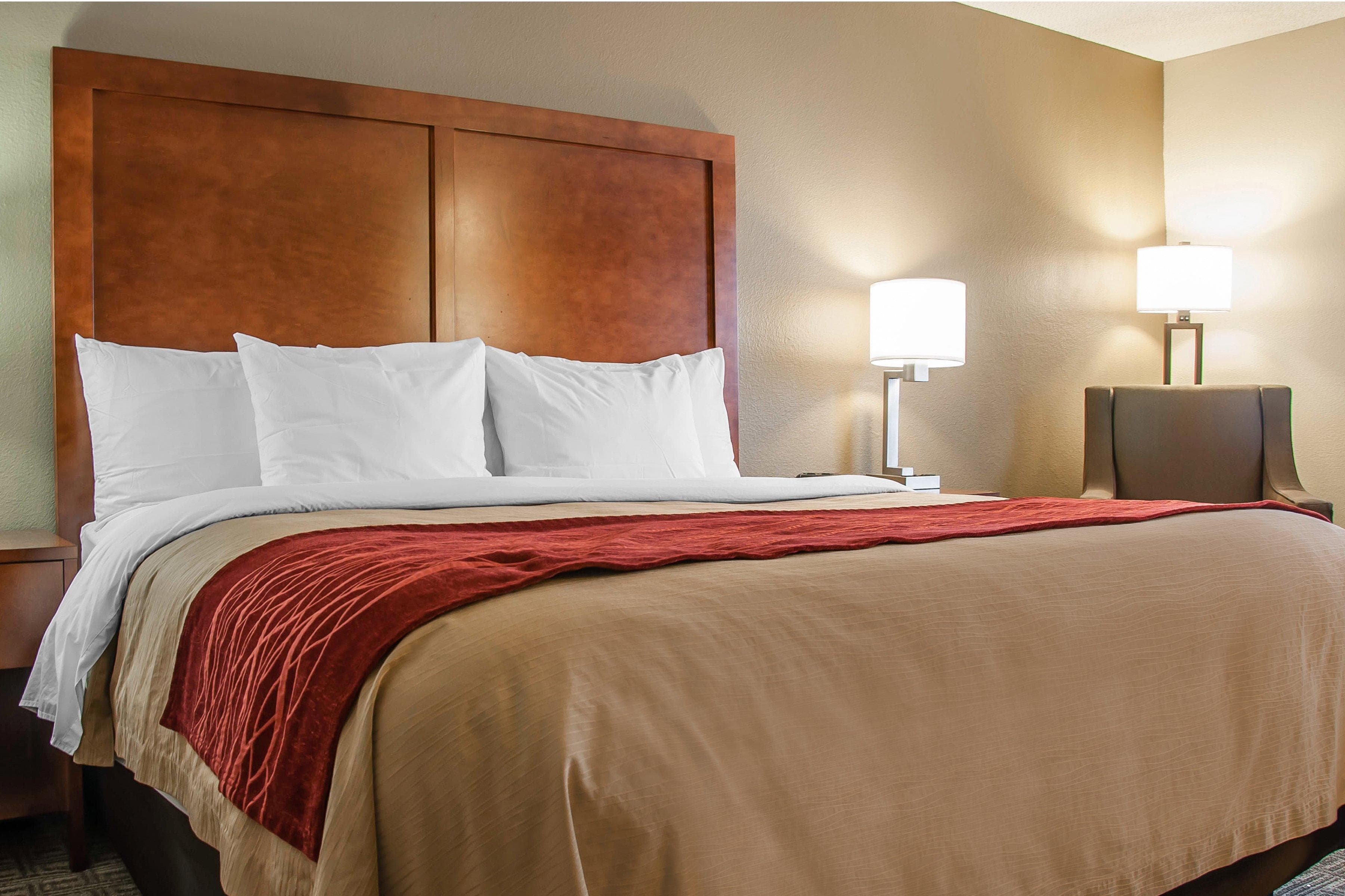 Comfort Inn Dickinson — 7