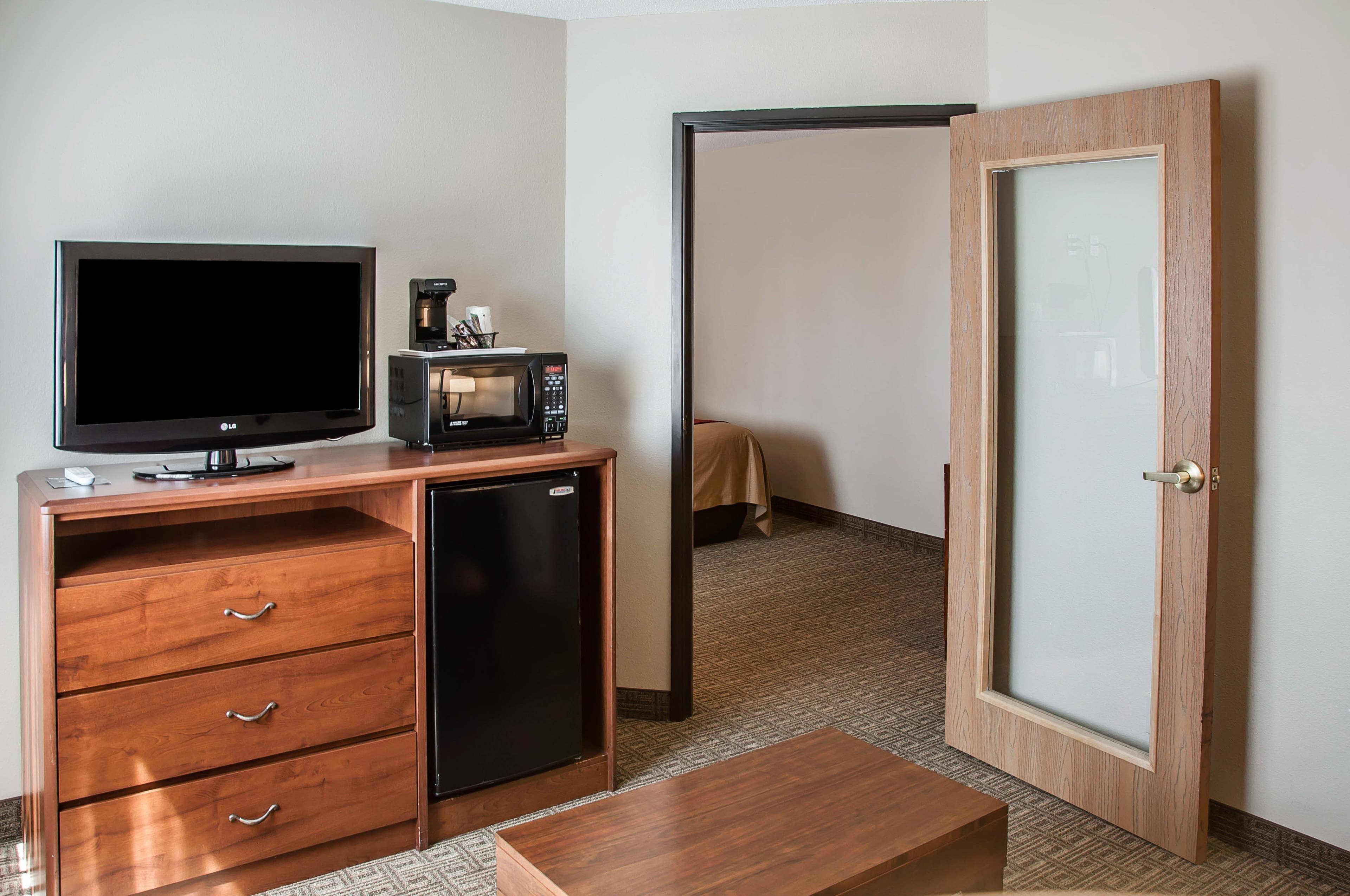 Comfort Inn Dickinson — 16