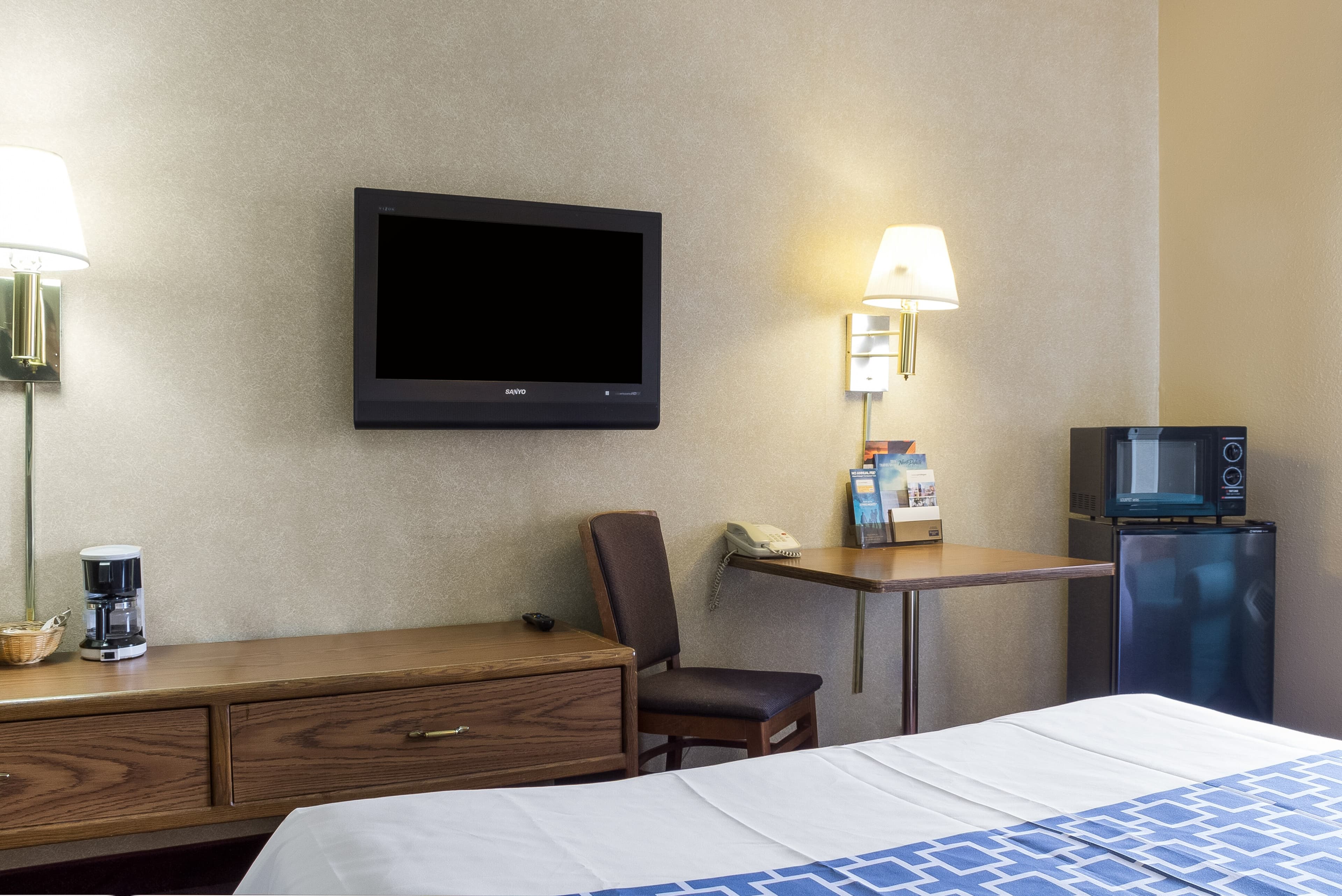 Rodeway Inn Wahpeton - Image 4