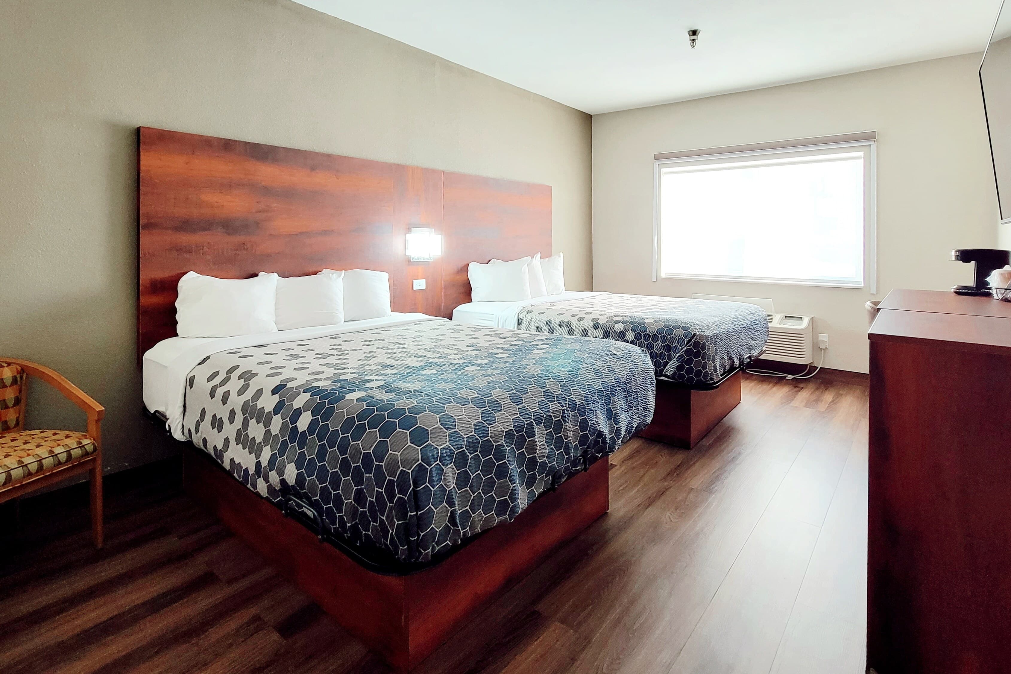 Econo Lodge Fargo - West Acres — 16
