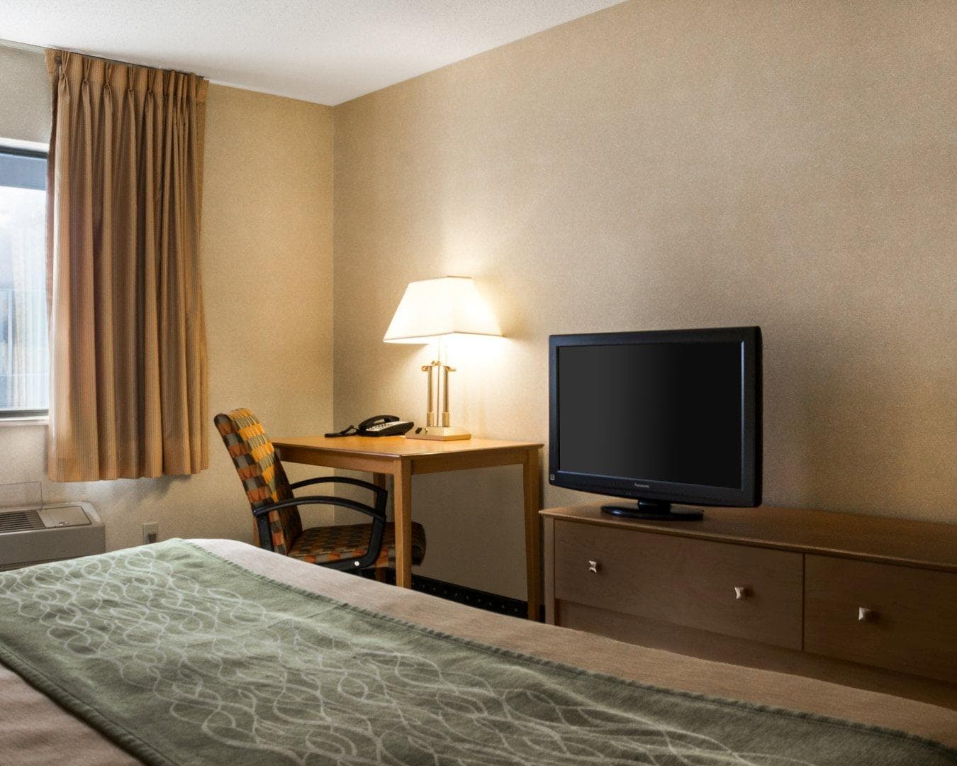 Comfort Inn Jamestown South — 7
