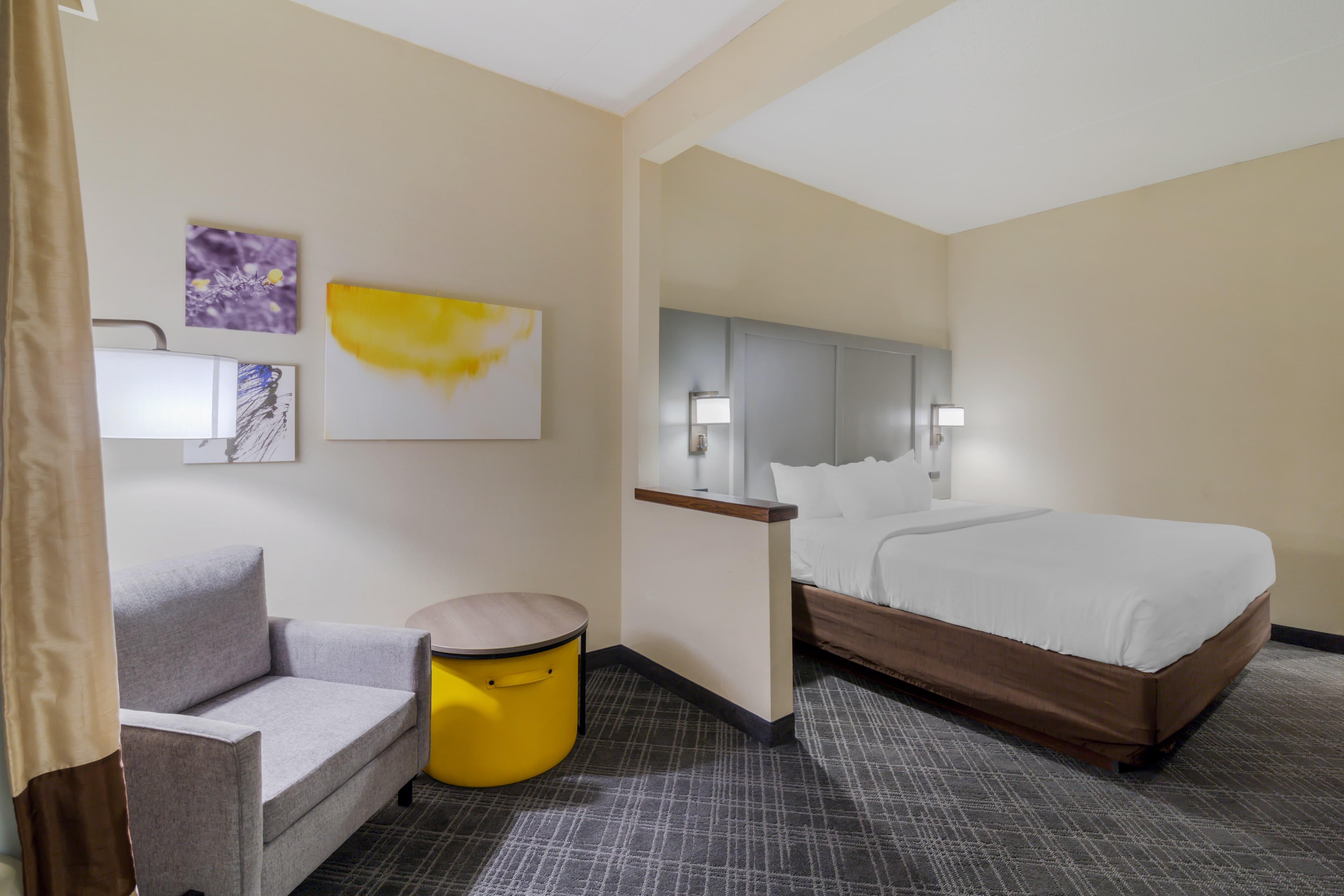 Comfort Inn Bismarck - Image 3