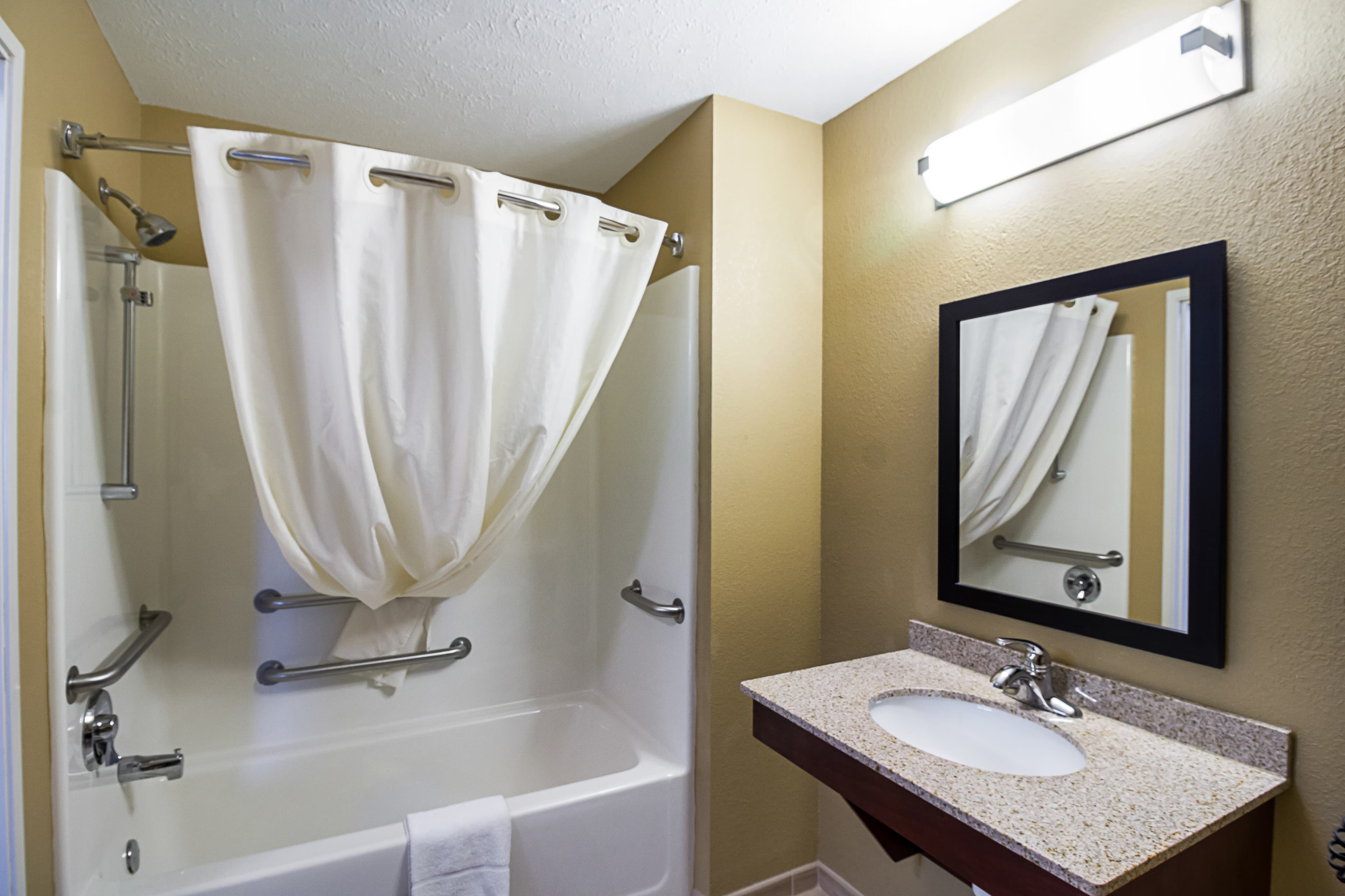 MainStay Suites Fargo - I-94 Medical Center — 8