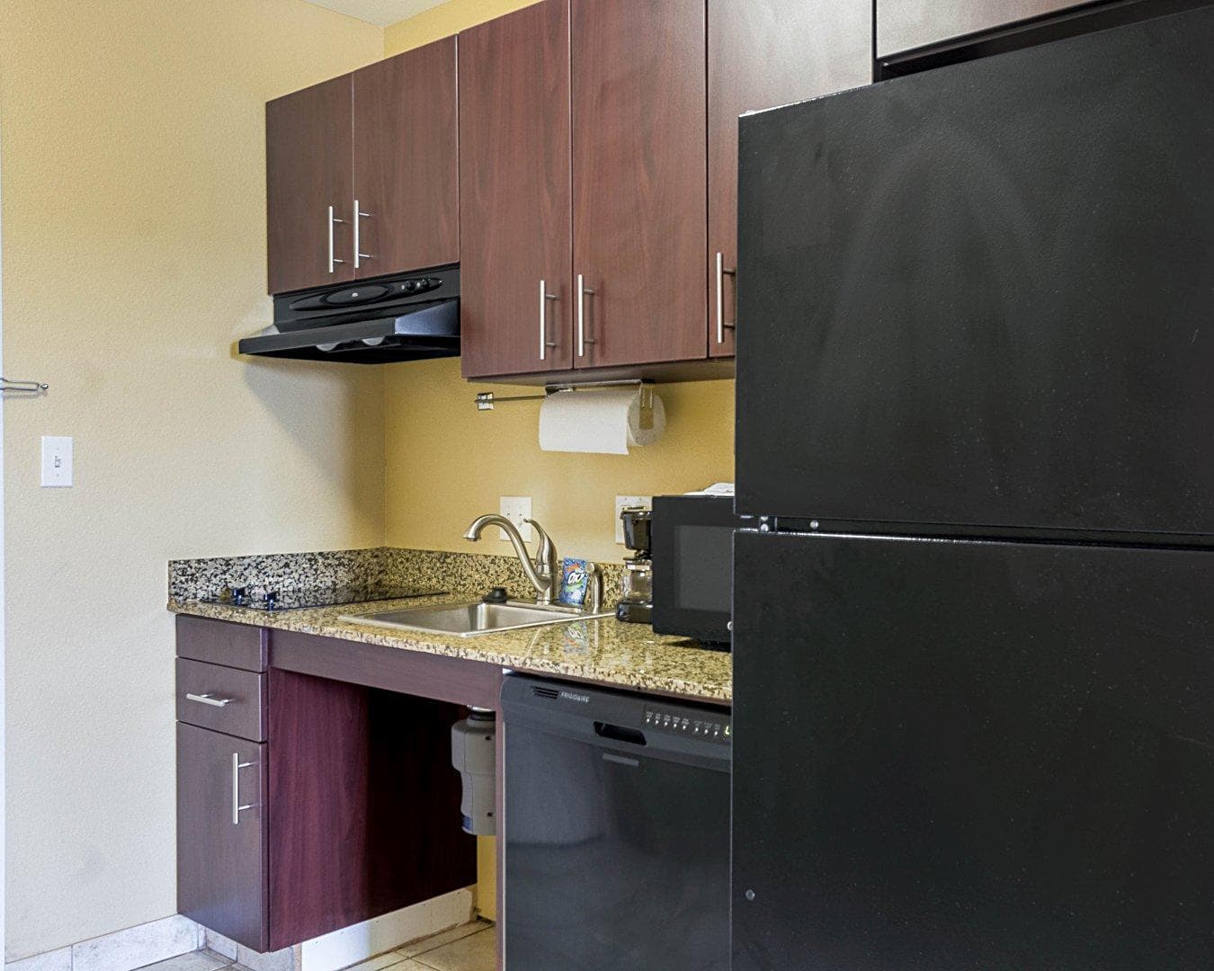 MainStay Suites Minot — 16