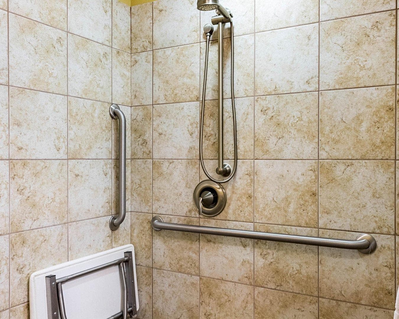 MainStay Suites Minot — 17