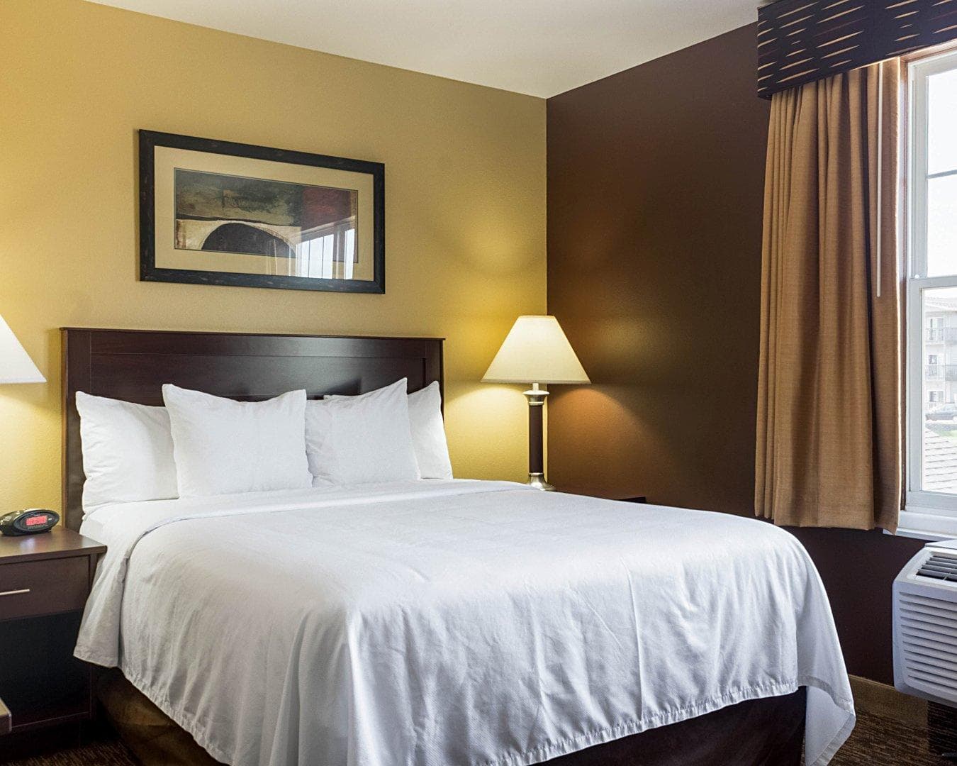MainStay Suites Minot — 32
