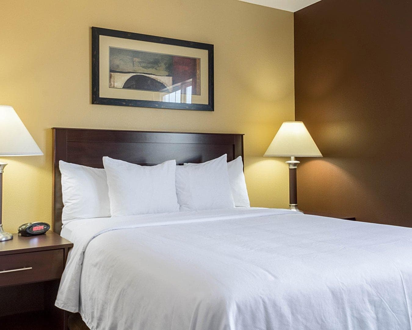 MainStay Suites Minot — 33
