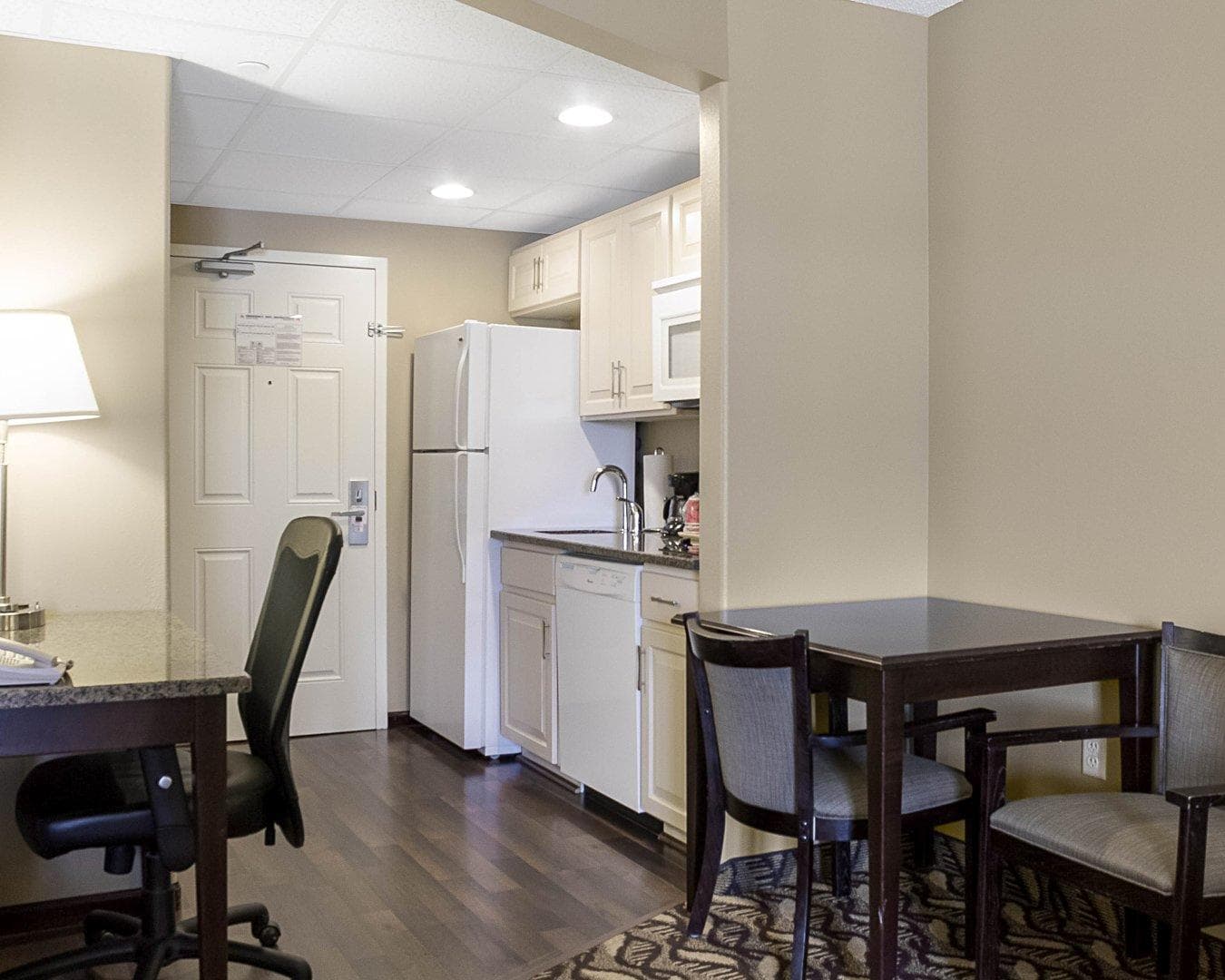 MainStay Suites Bismarck — 8