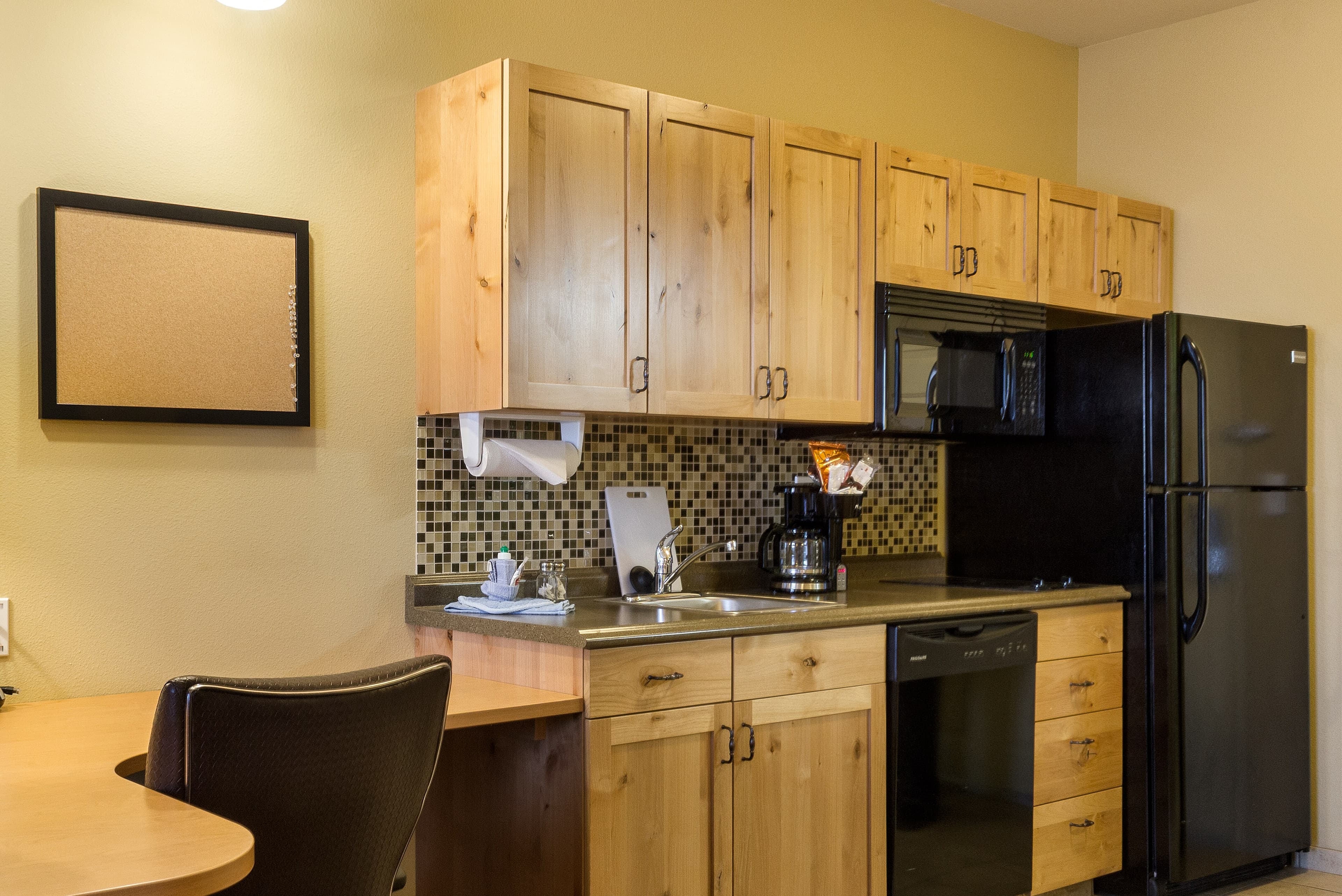 MainStay Suites Williston — 10