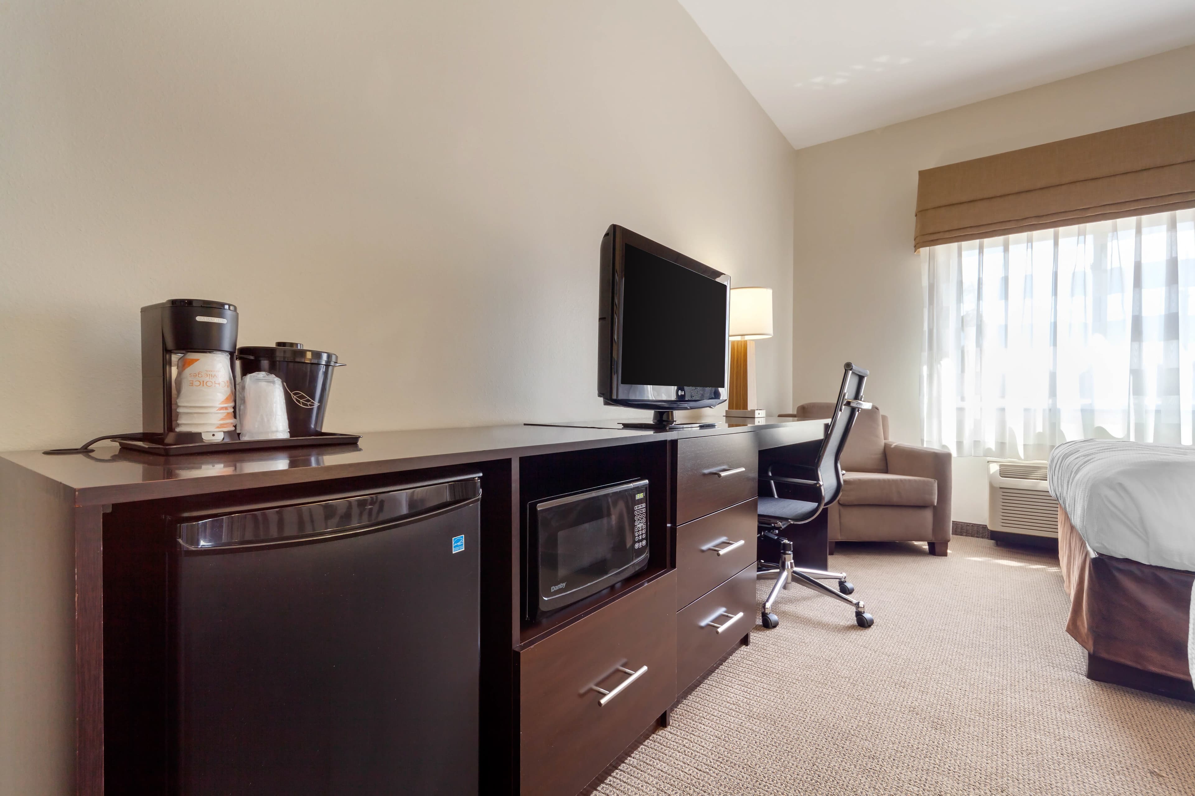 Sleep Inn & Suites Bismarck I-94 — 13