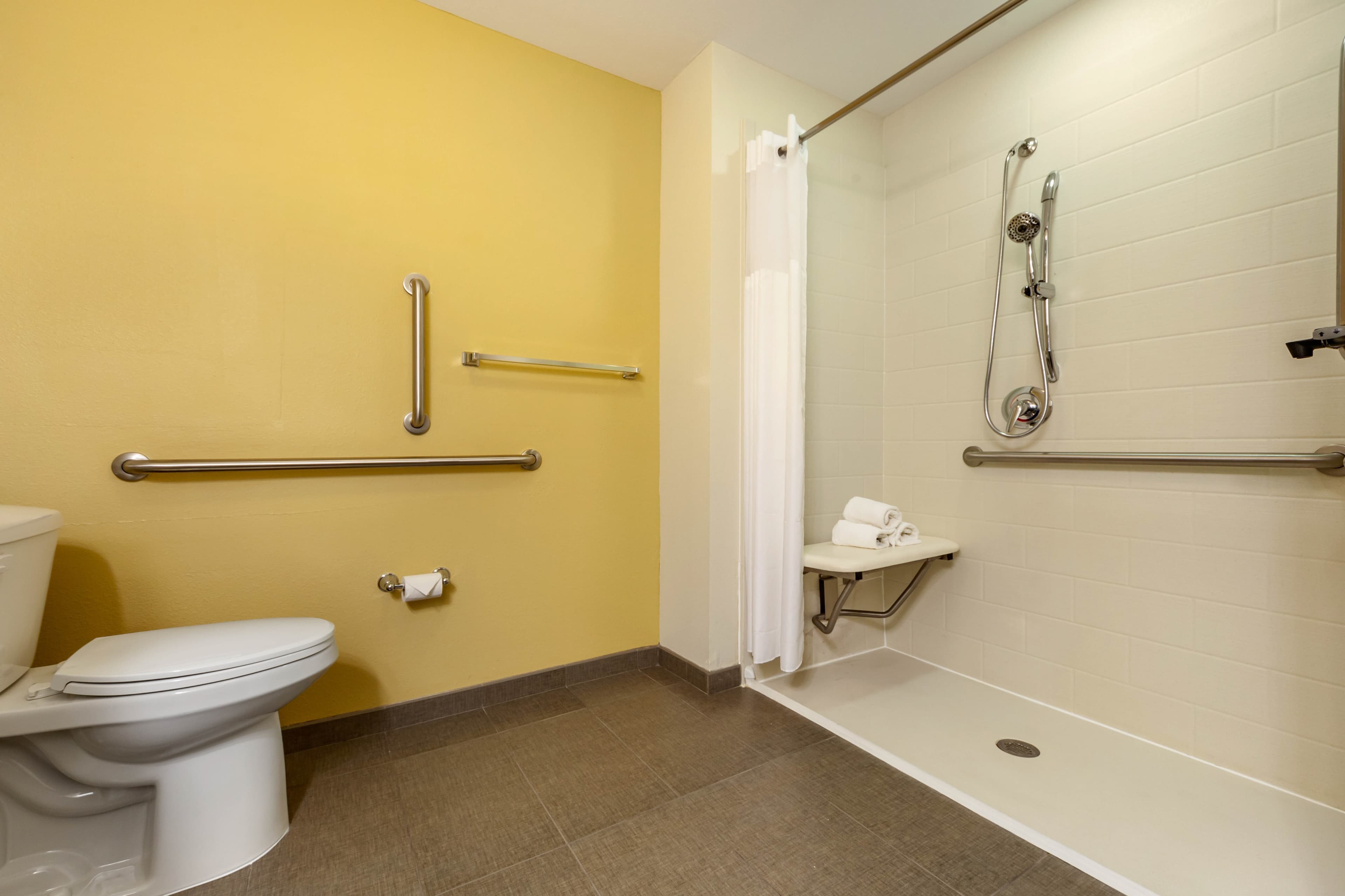 Sleep Inn & Suites Fargo Medical Center — 6