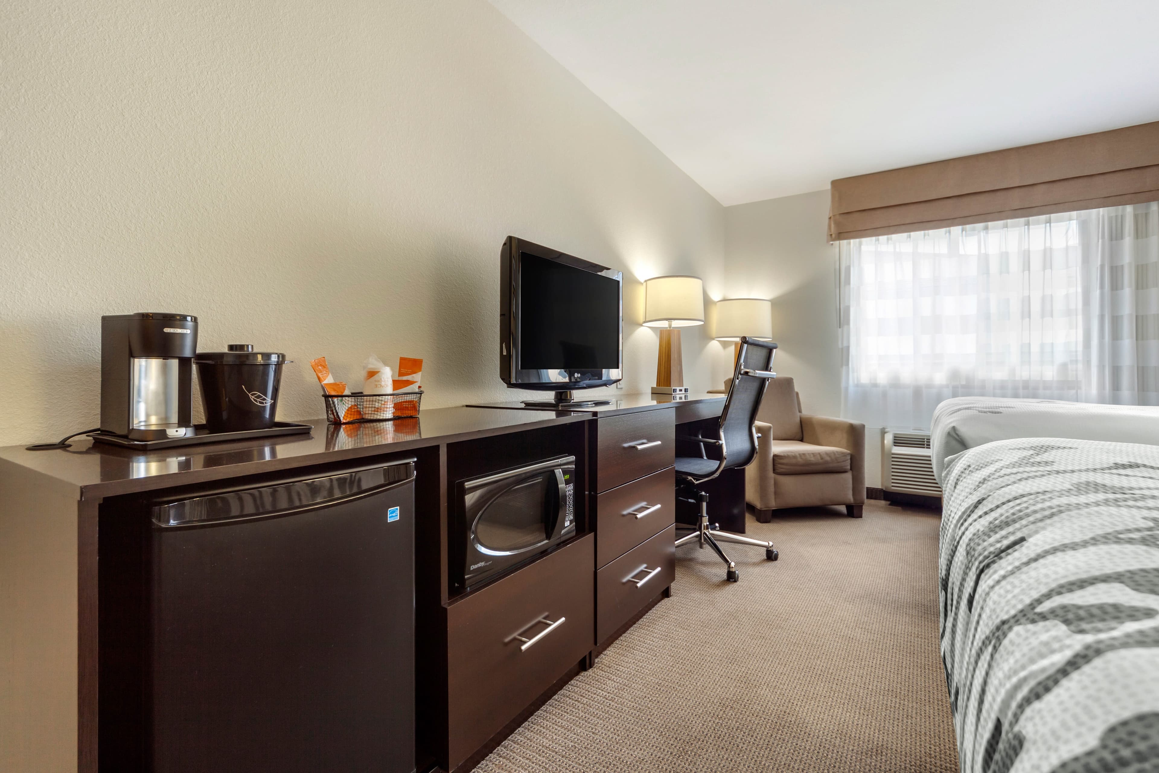 Sleep Inn & Suites Fargo Medical Center — 77