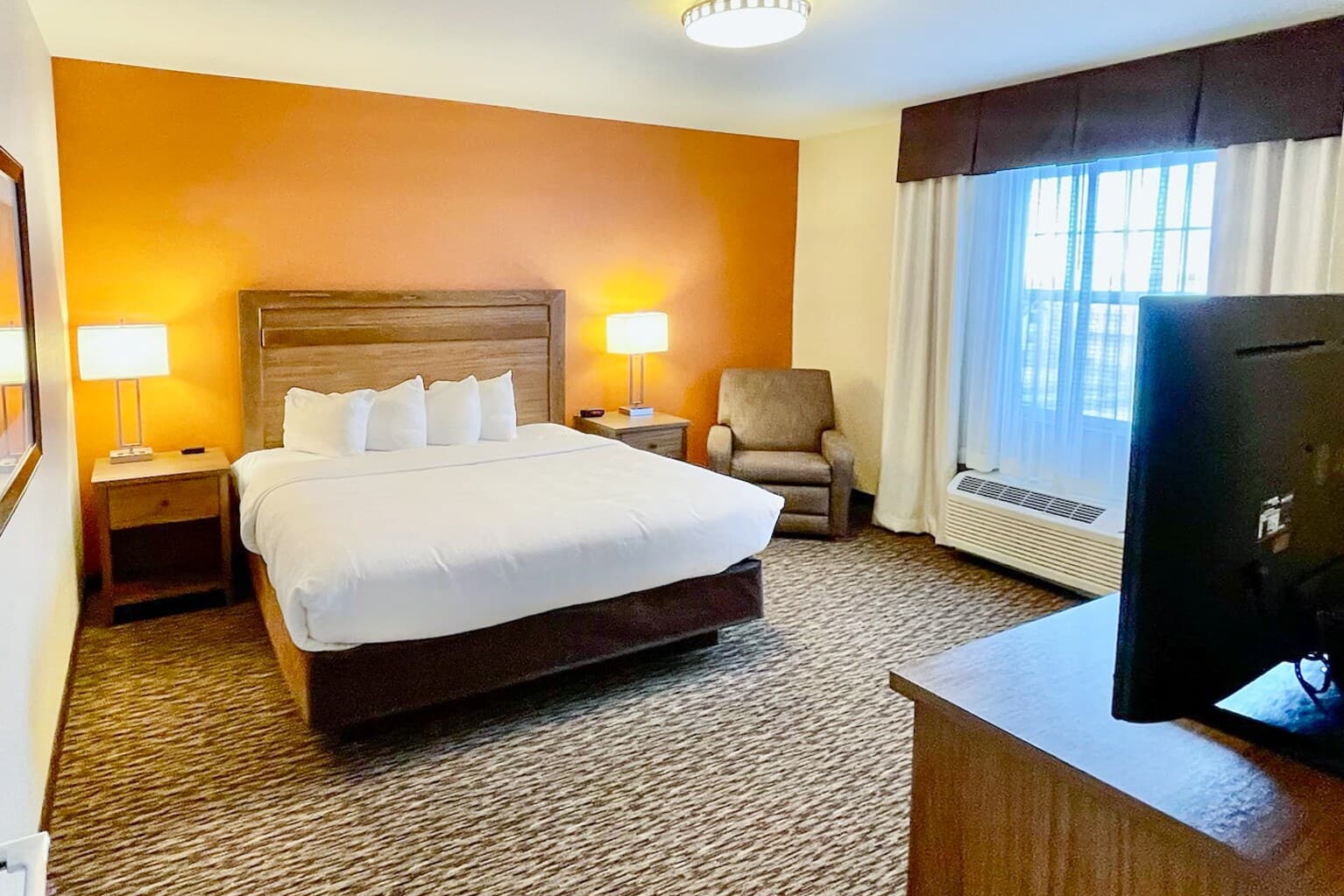 MainStay Suites Watford City - Event Center - Image 2