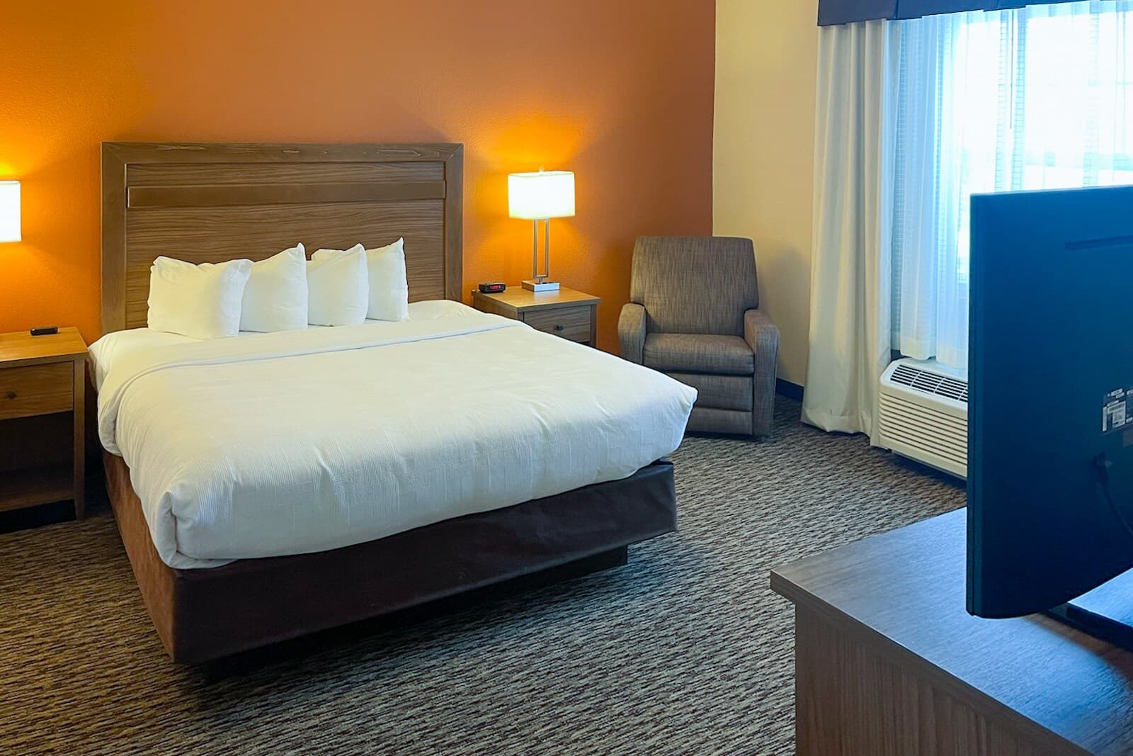 MainStay Suites Watford City - Event Center — 6