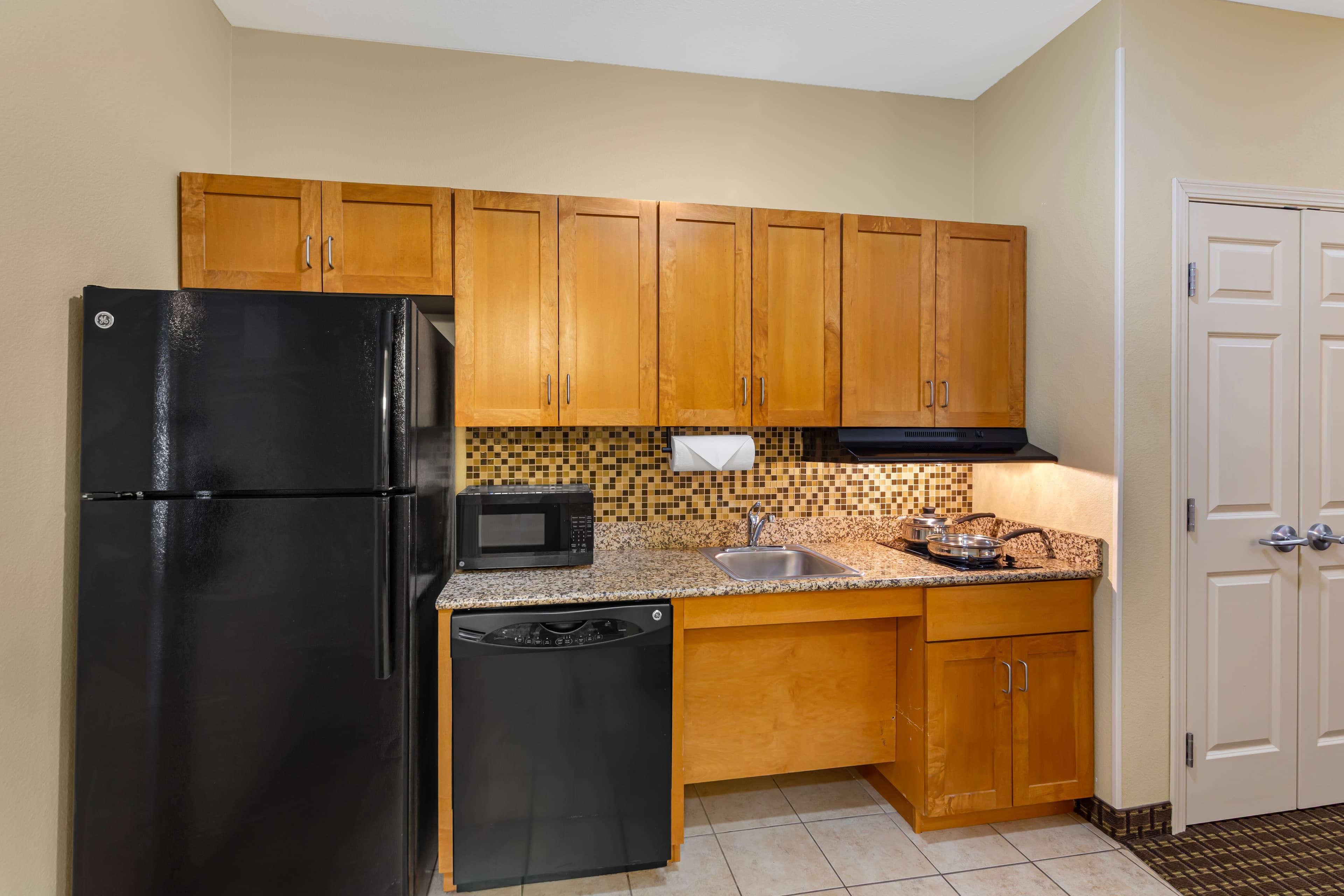 MainStay Suites Tioga — 15