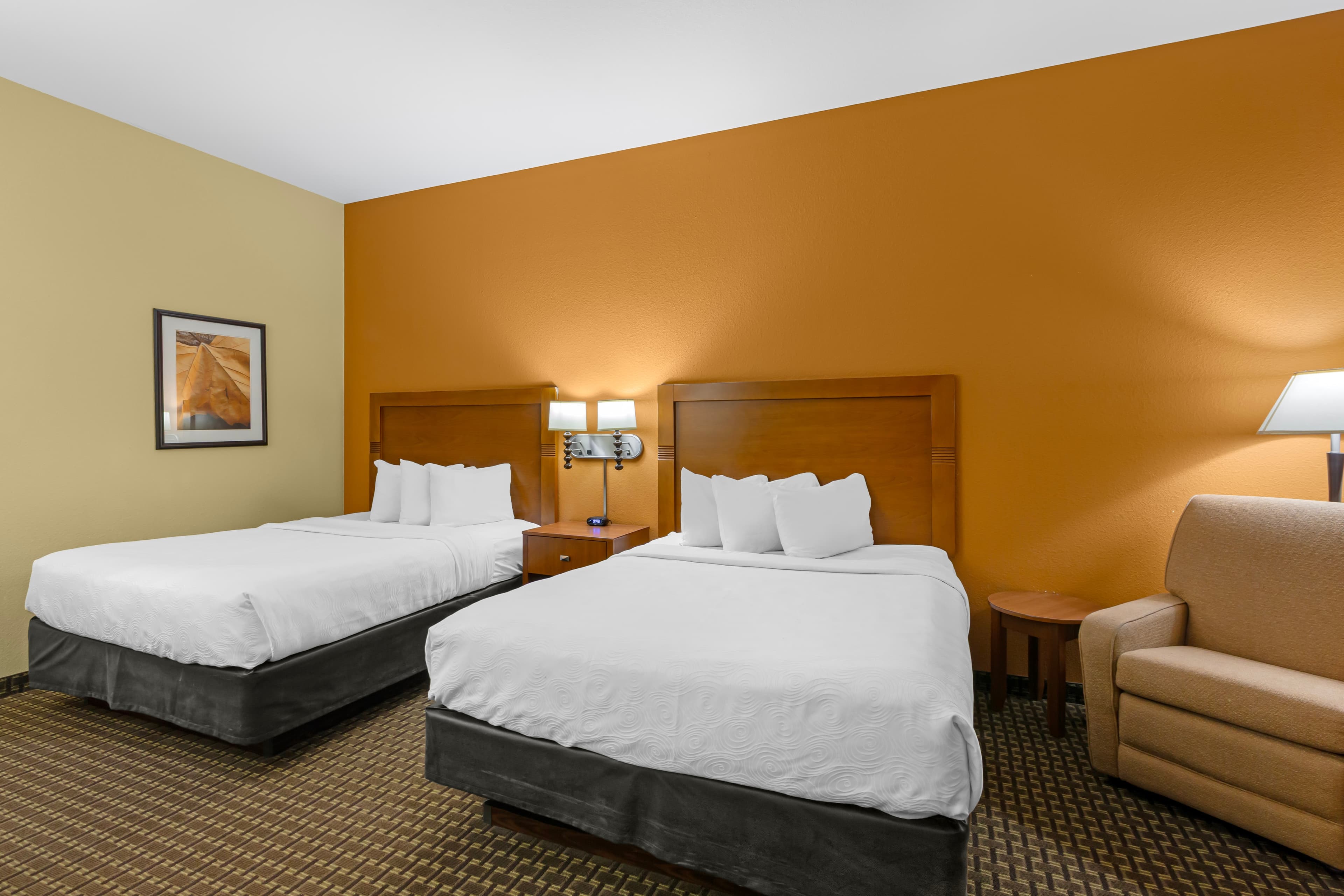 MainStay Suites Tioga — 12