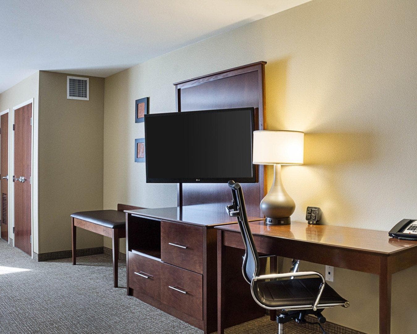 Comfort Suites Fargo Medical Center — 20