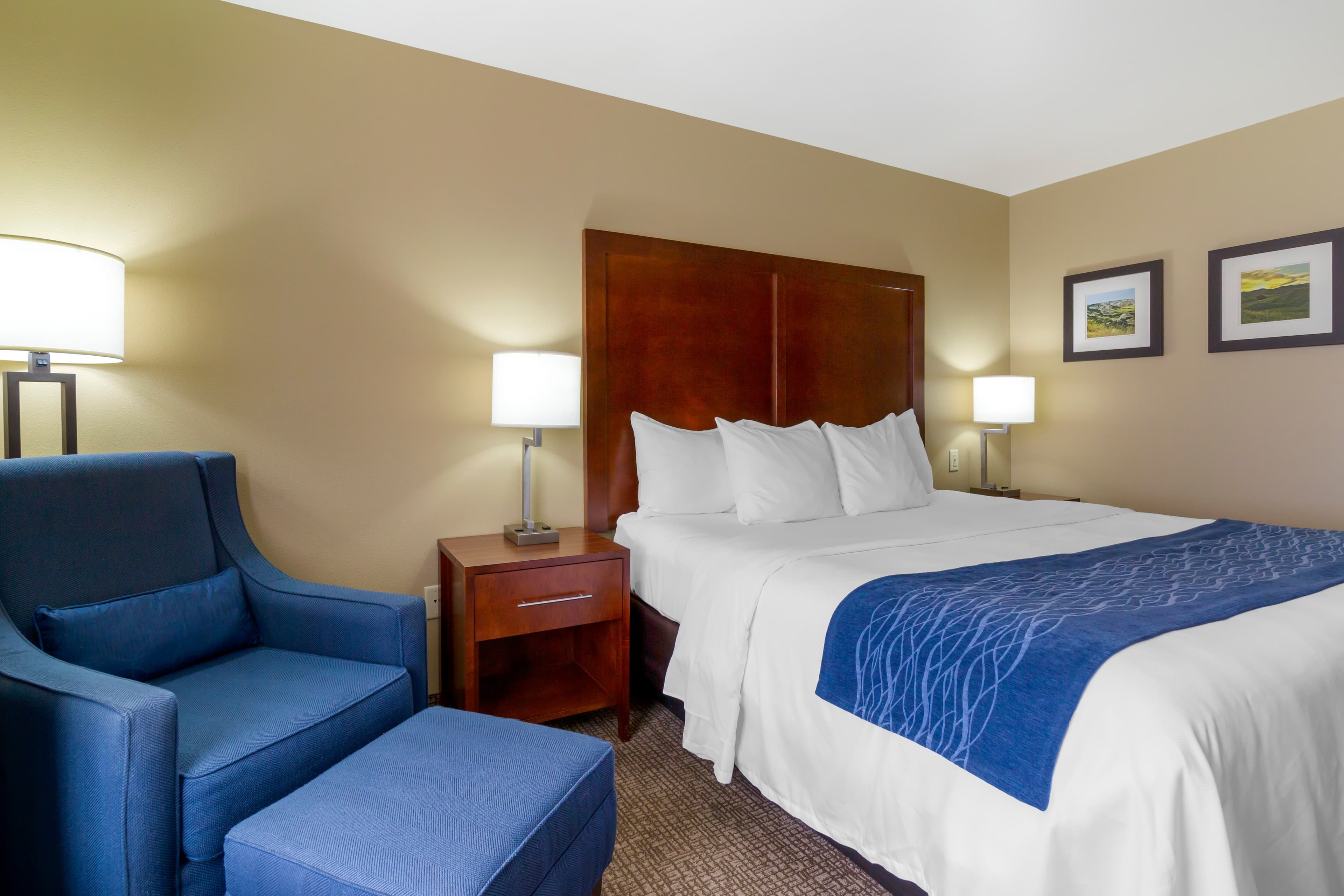 Comfort Inn & Suites Mandan - Bismarck — 12