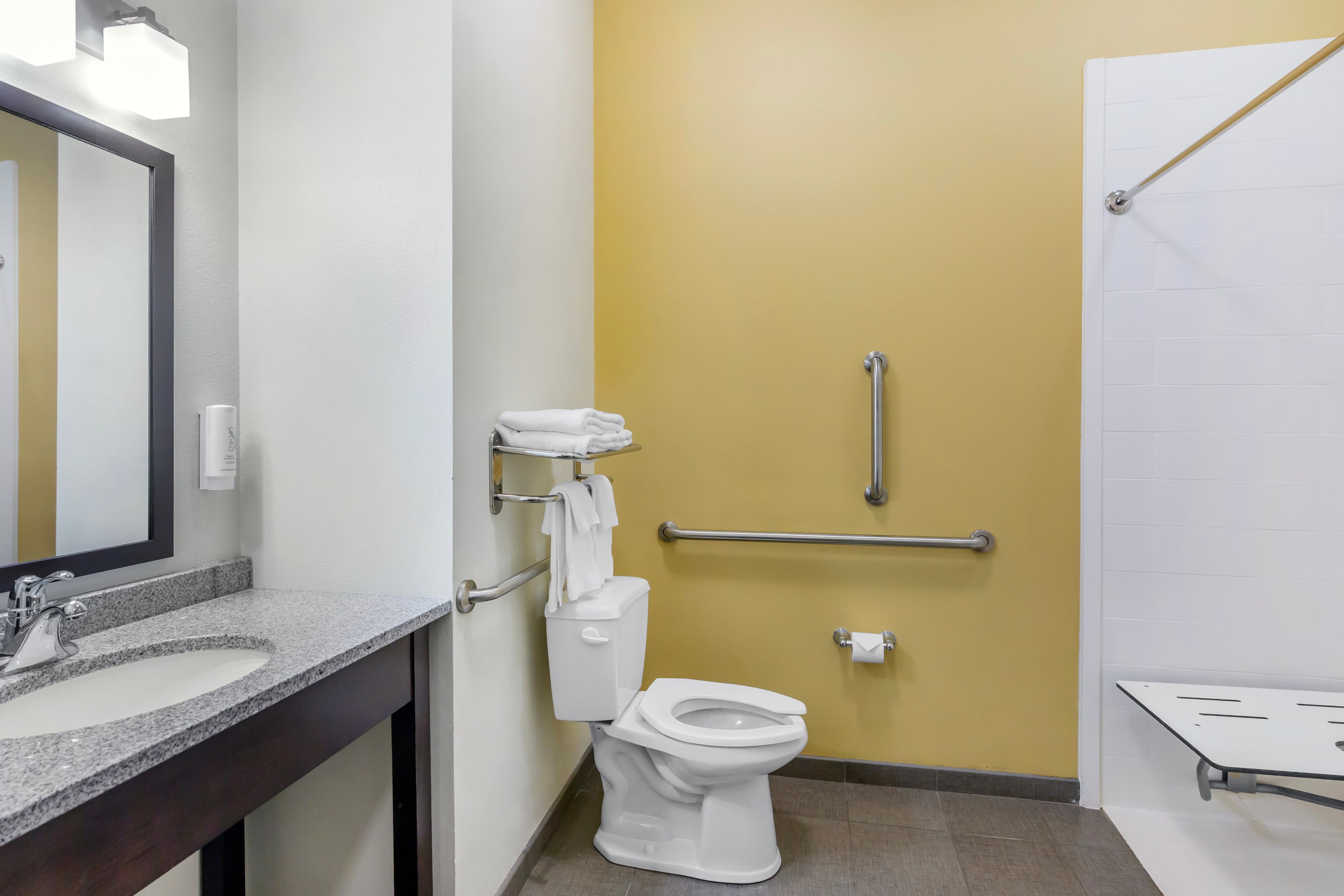 Sleep Inn & Suites Devils Lake — 8