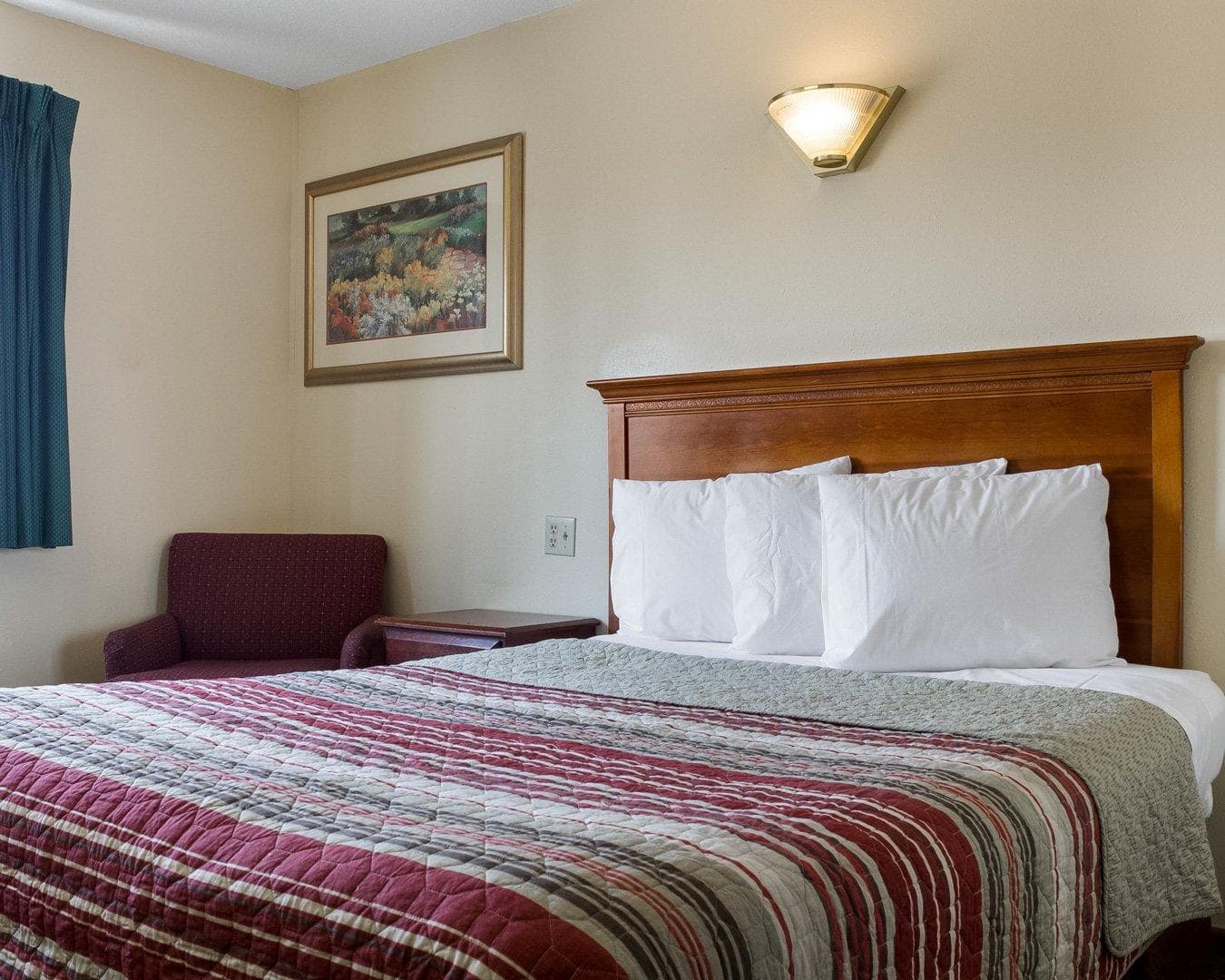 Rodeway Inn West Fargo Main Ave. — 11