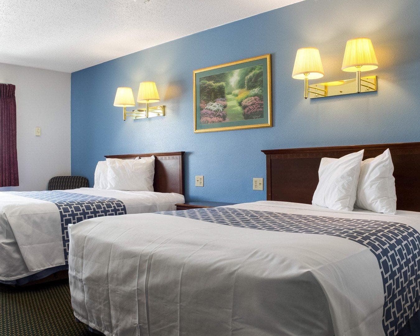 Rodeway Inn West Fargo Main Ave. — 14
