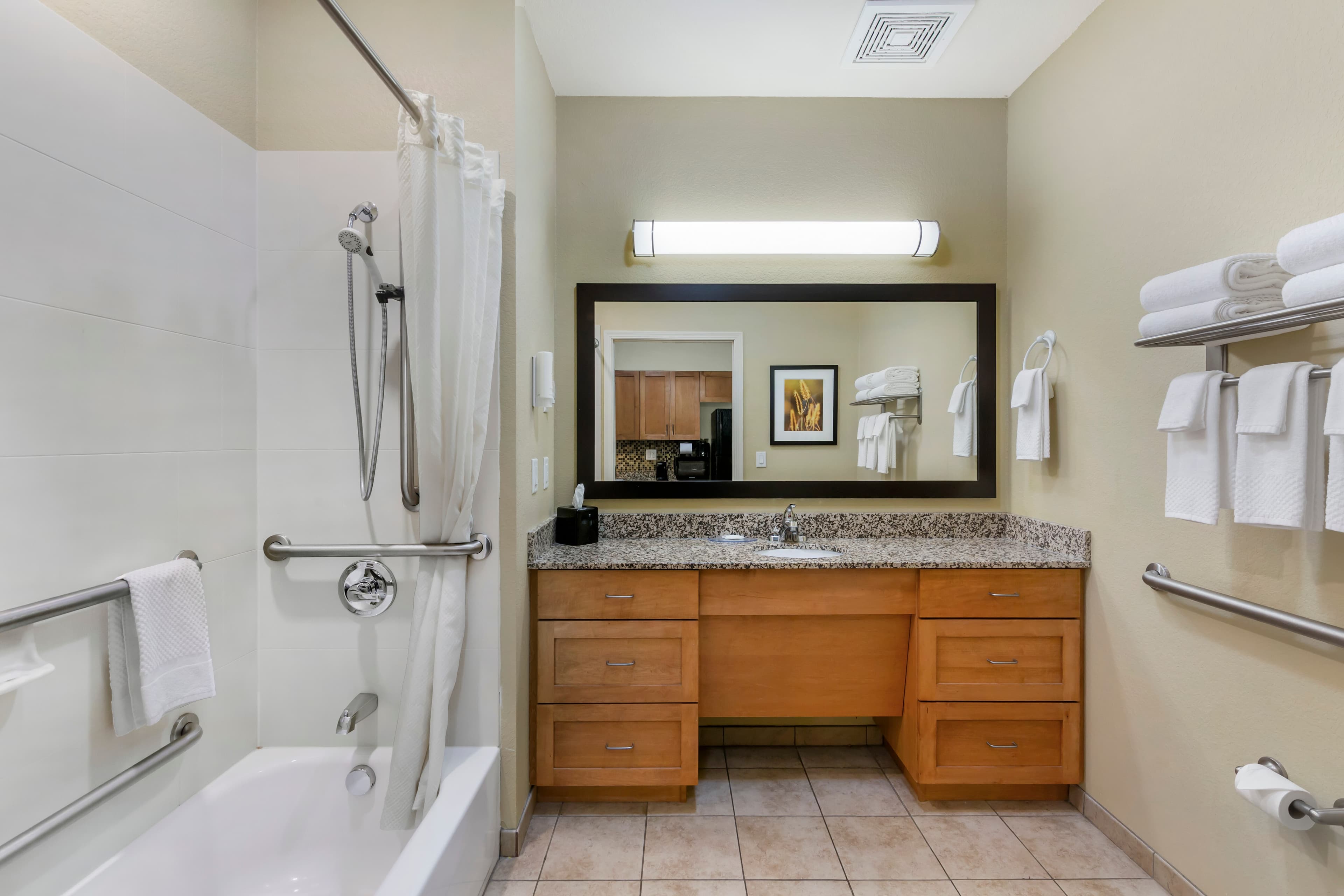 MainStay Suites Stanley — 8