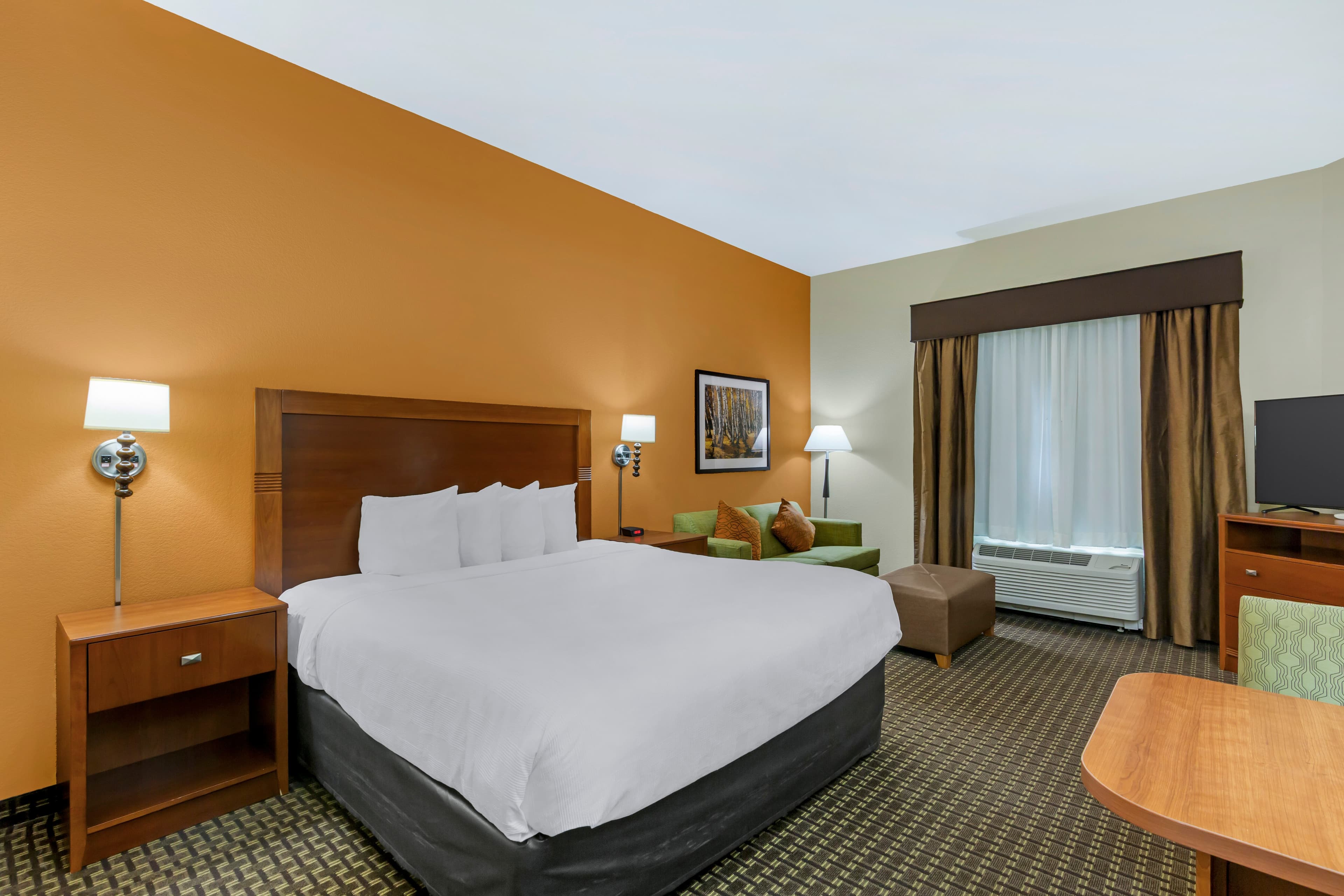 MainStay Suites Stanley — 9