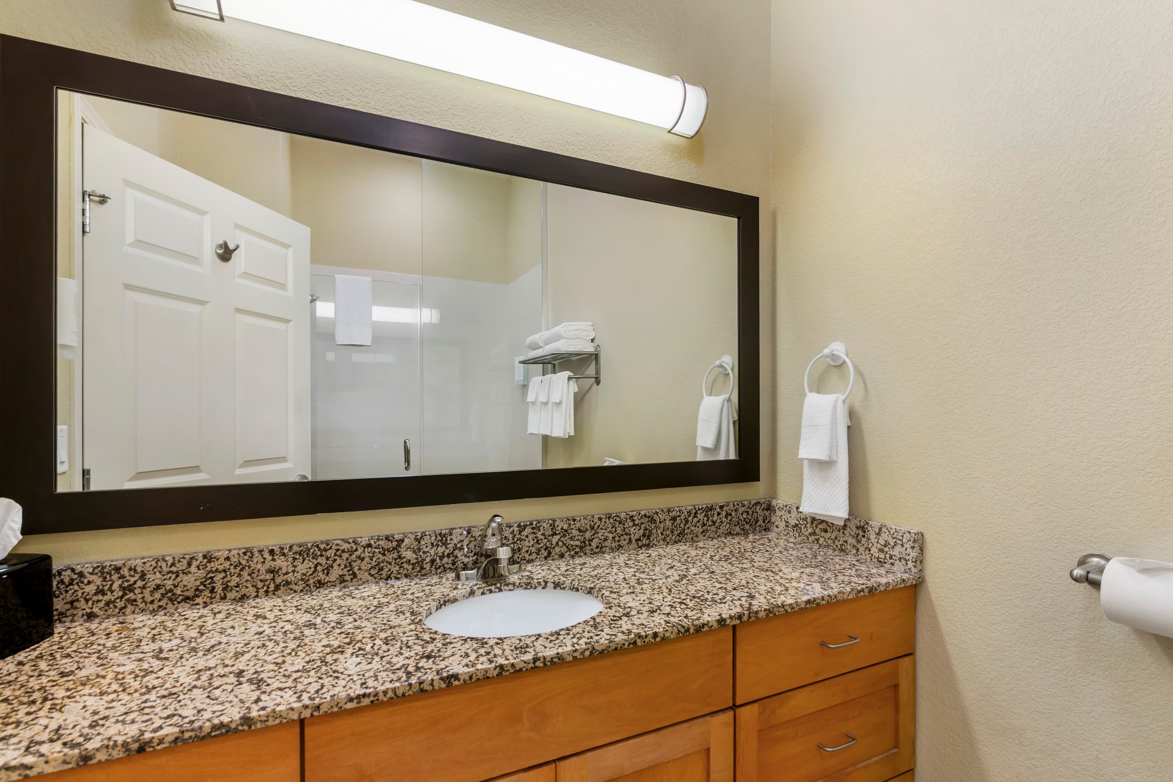 MainStay Suites Stanley — 12