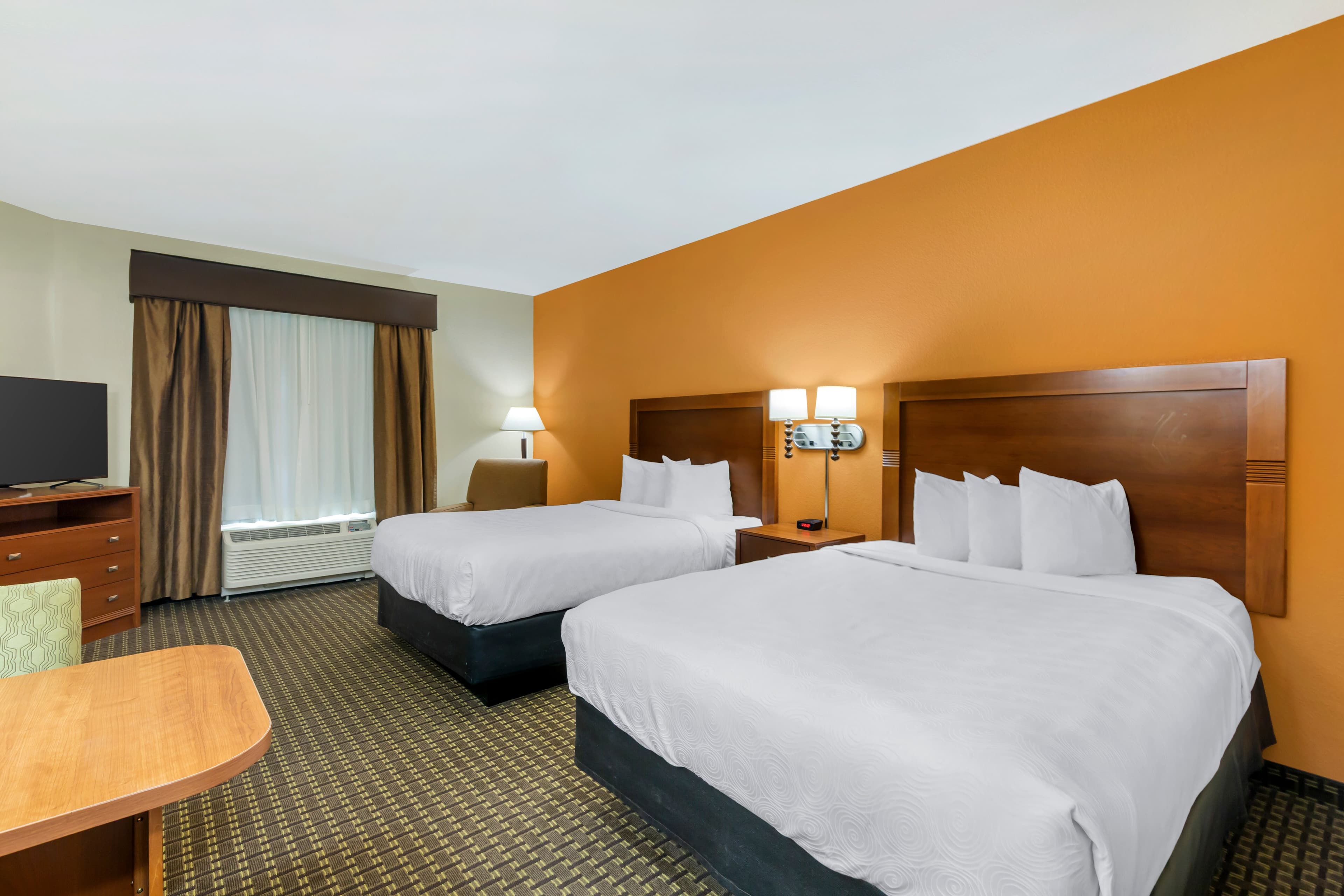 MainStay Suites Stanley — 13