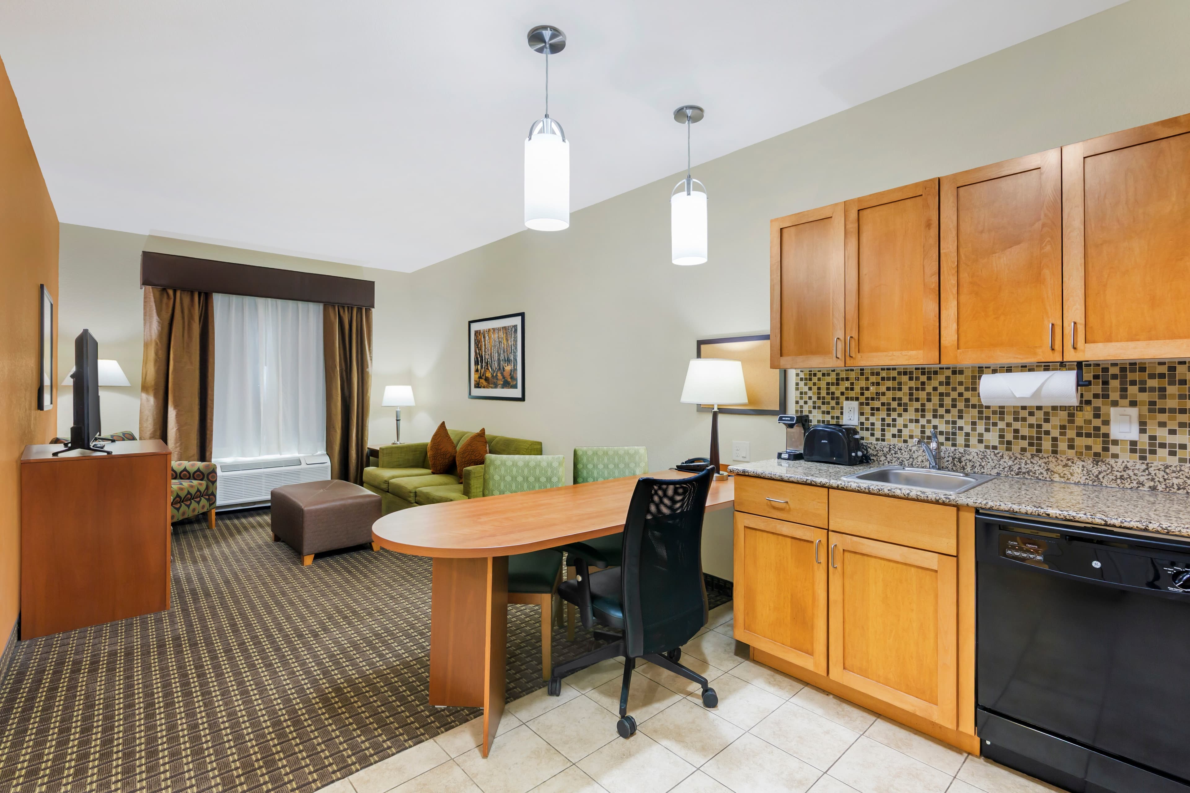 MainStay Suites Stanley — 26