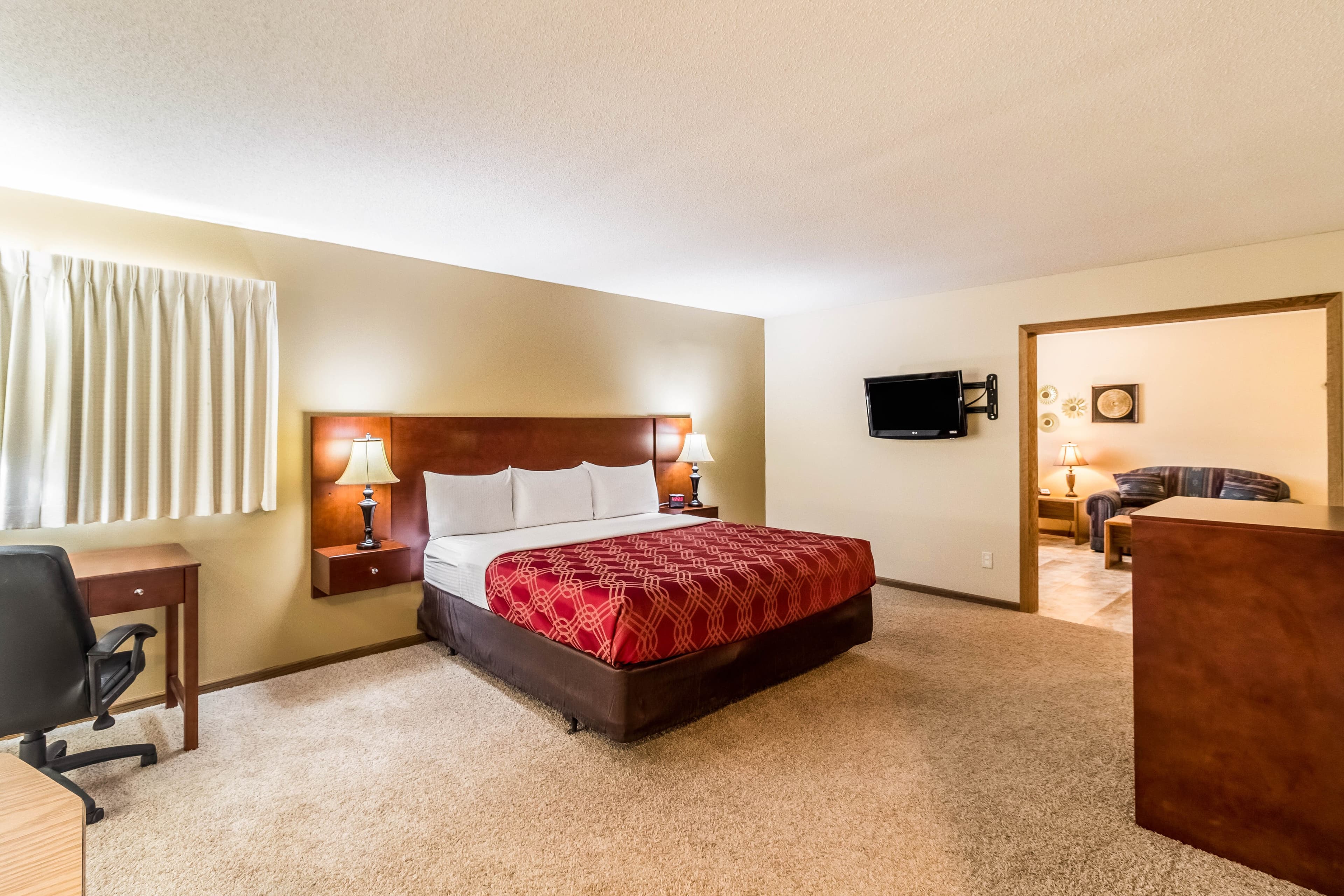 Econo Lodge Valley City - Image 4