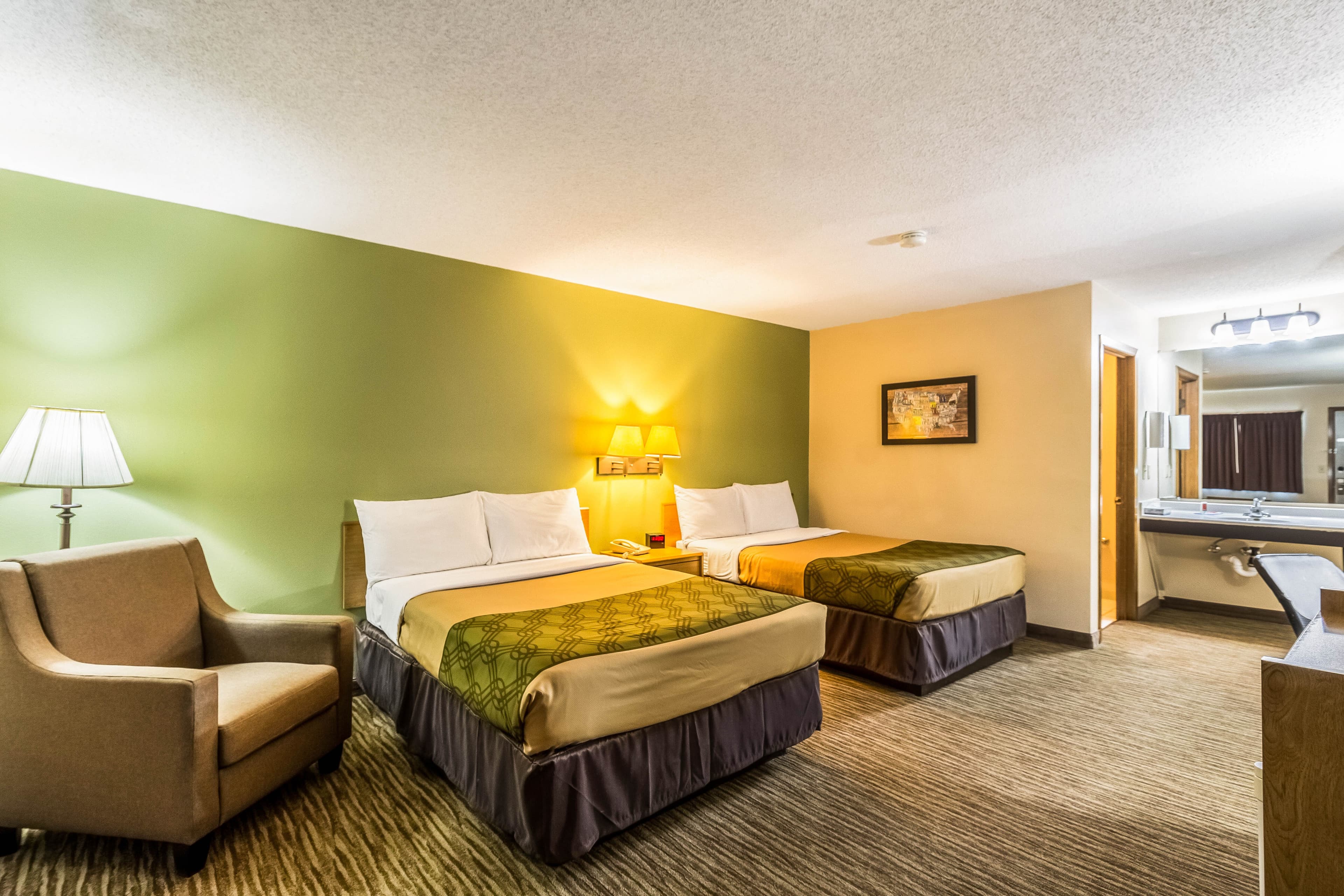 Econo Lodge Valley City - Image 1
