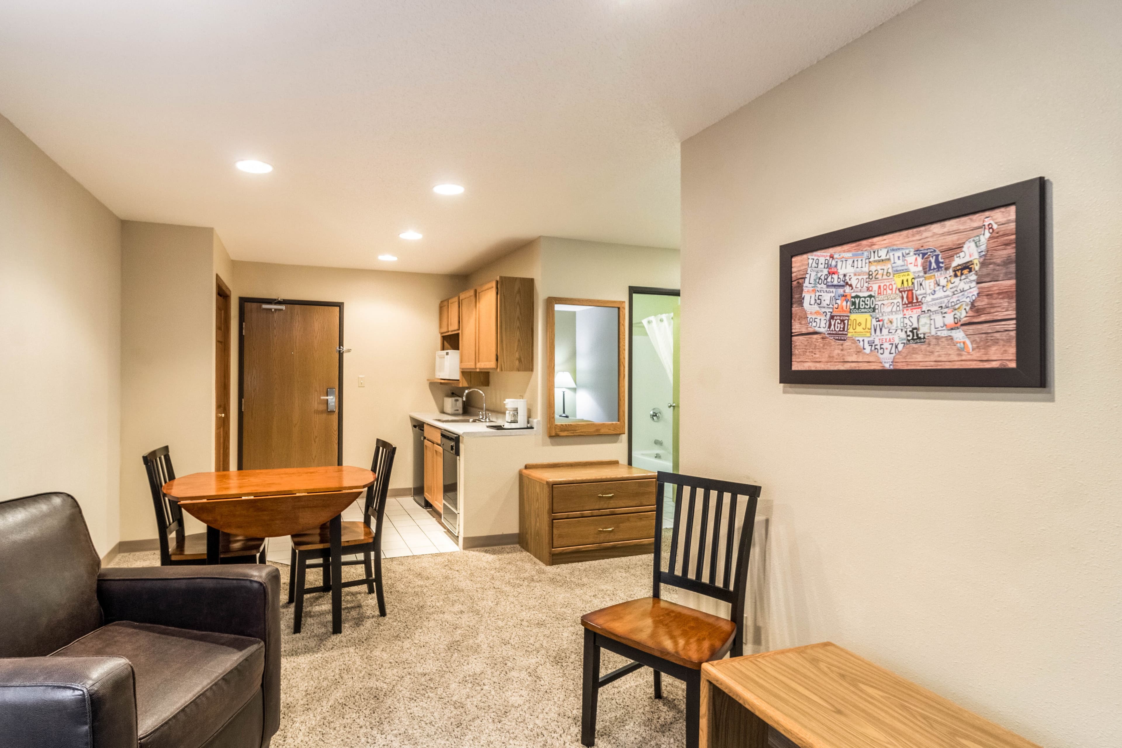 Econo Lodge Valley City — 29