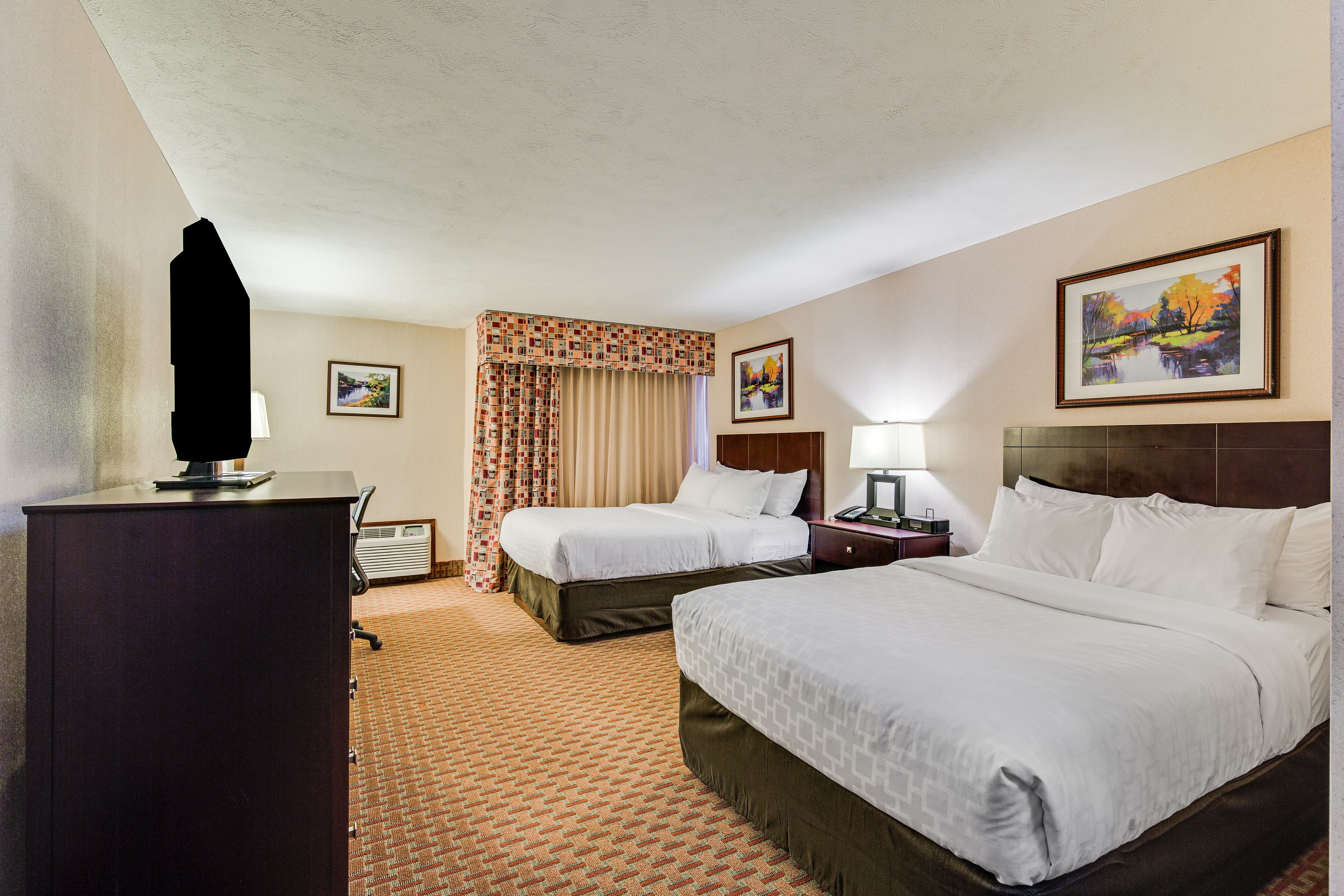 Clarion Hotel Convention Center — 7