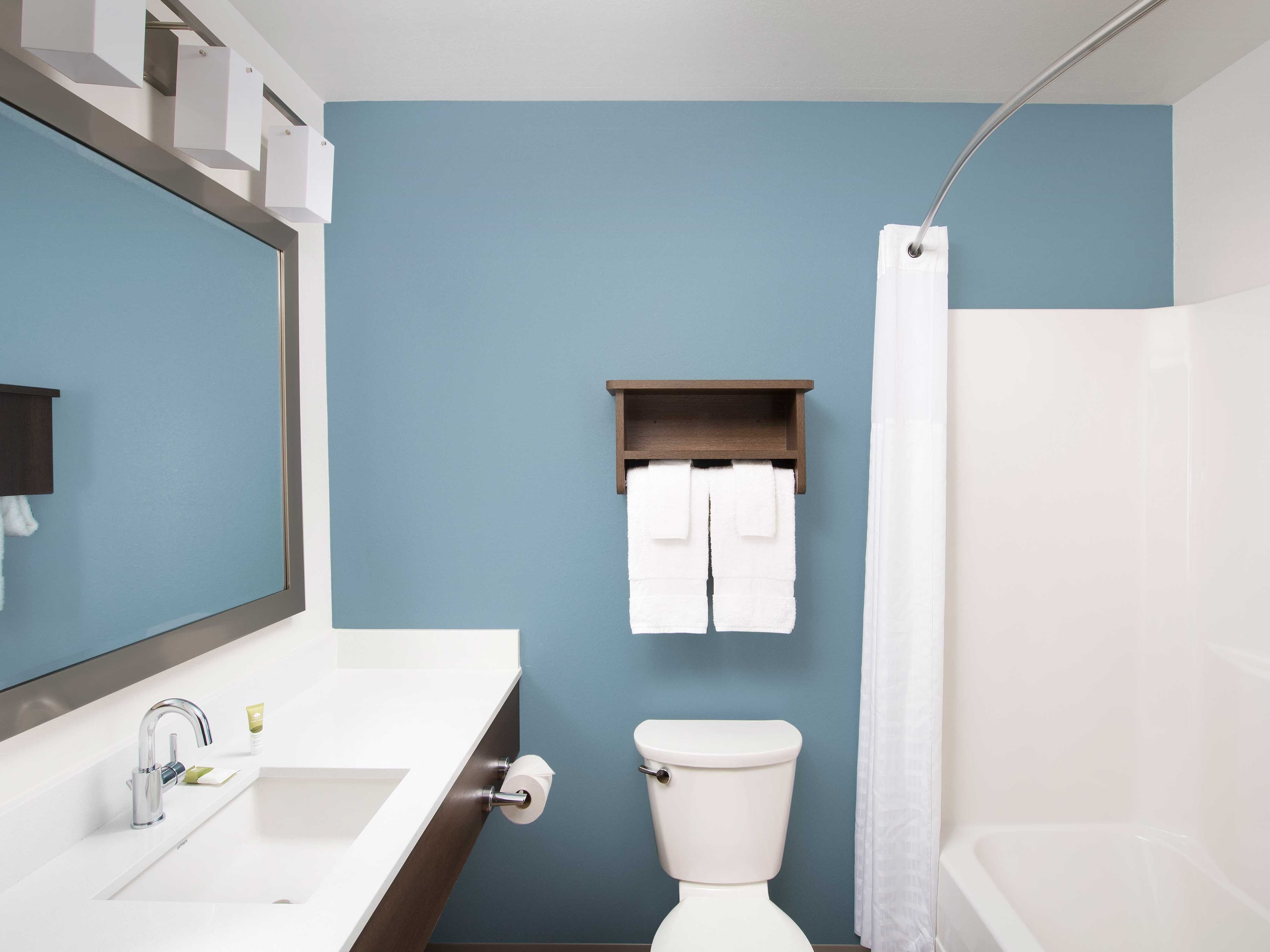 Suburban Studios Watford City - Image 4
